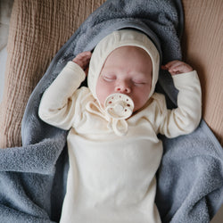 Image of Ribbed Baby Bonnet
