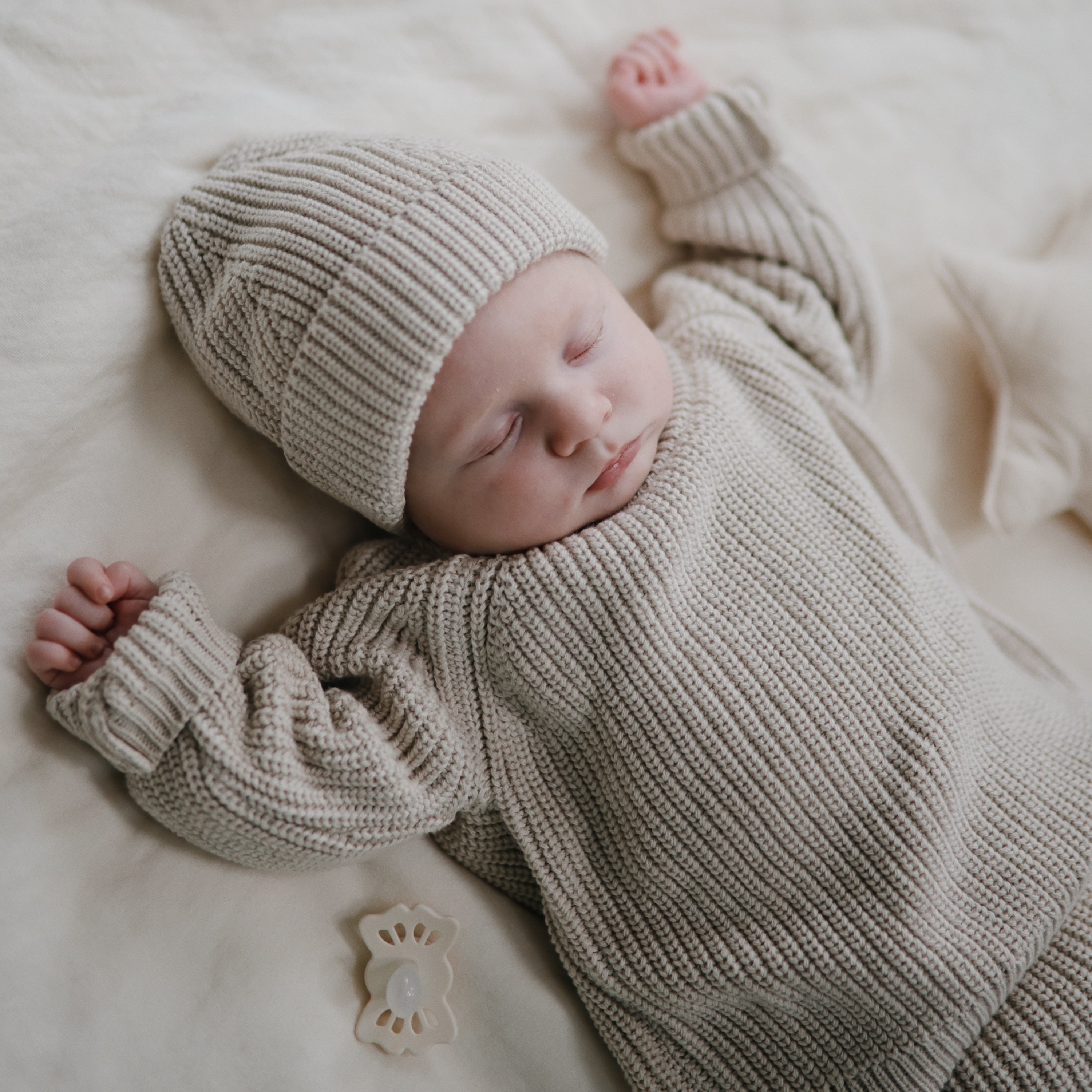 Image of FRIGG Lucky Symmetrical Silicone Pacifier 2-Pack (0-6 Months)