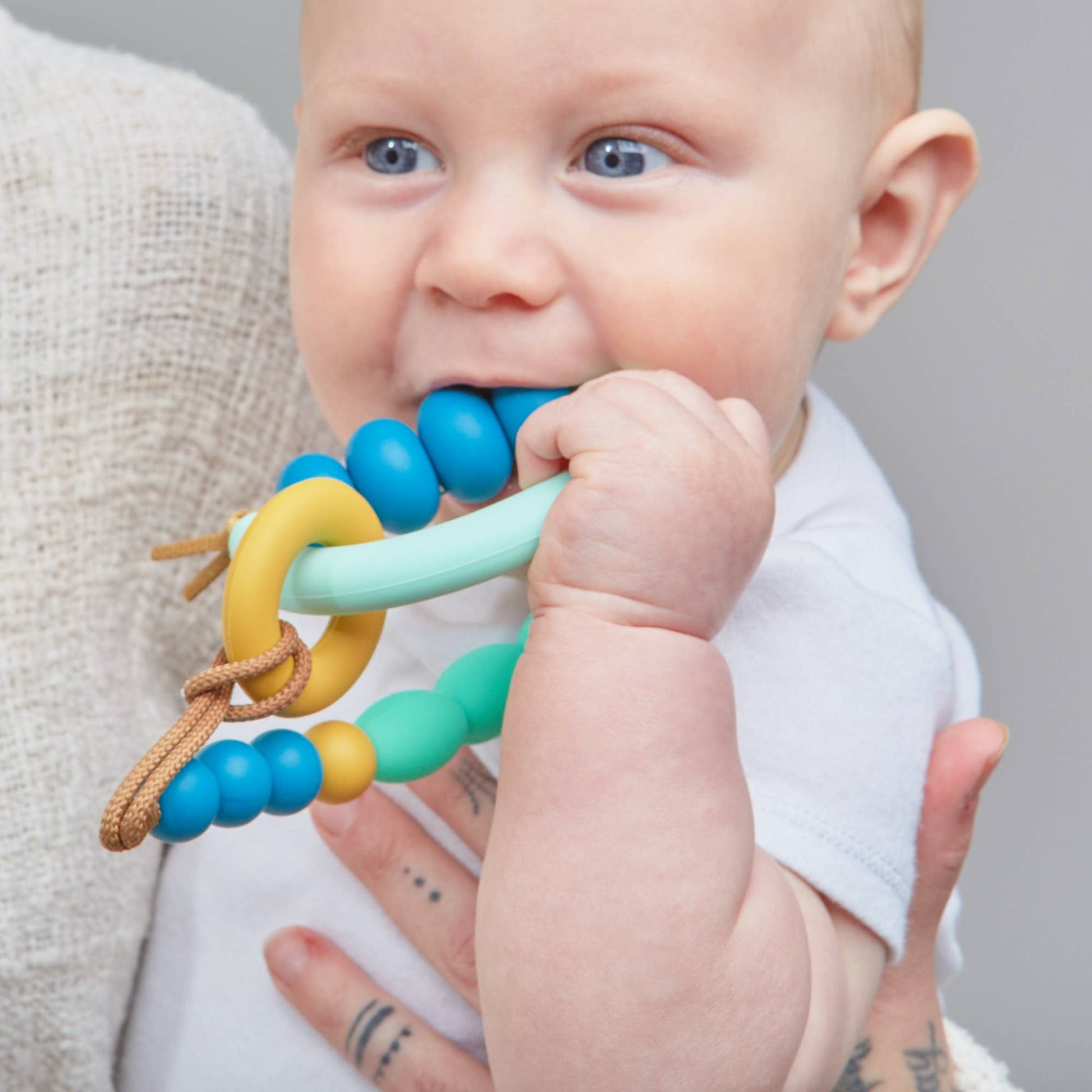 Pacific Arch Ring Teether