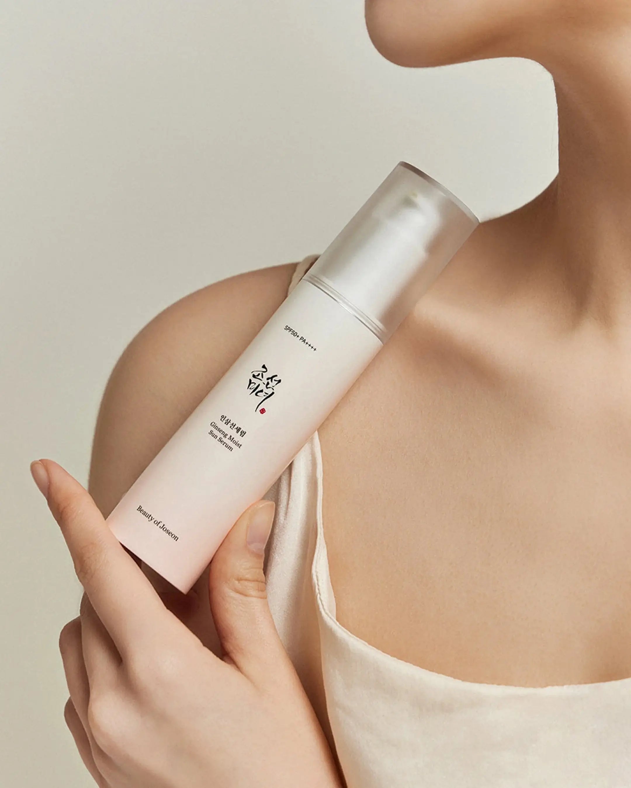 Image of Ginseng Moist Sun Serum SPF 50 Sunscreen