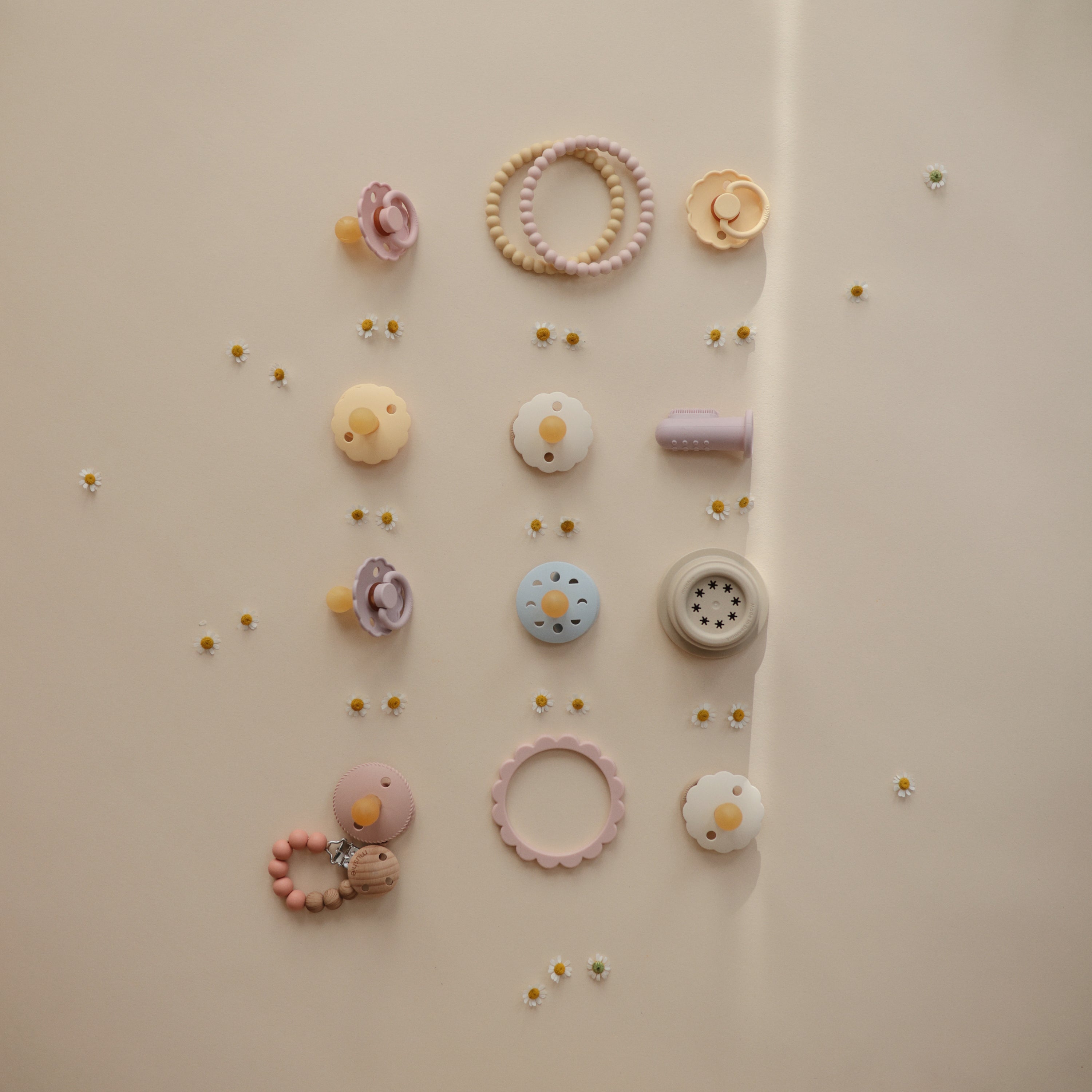 Image of Silicone Pacifier Clip | Eva