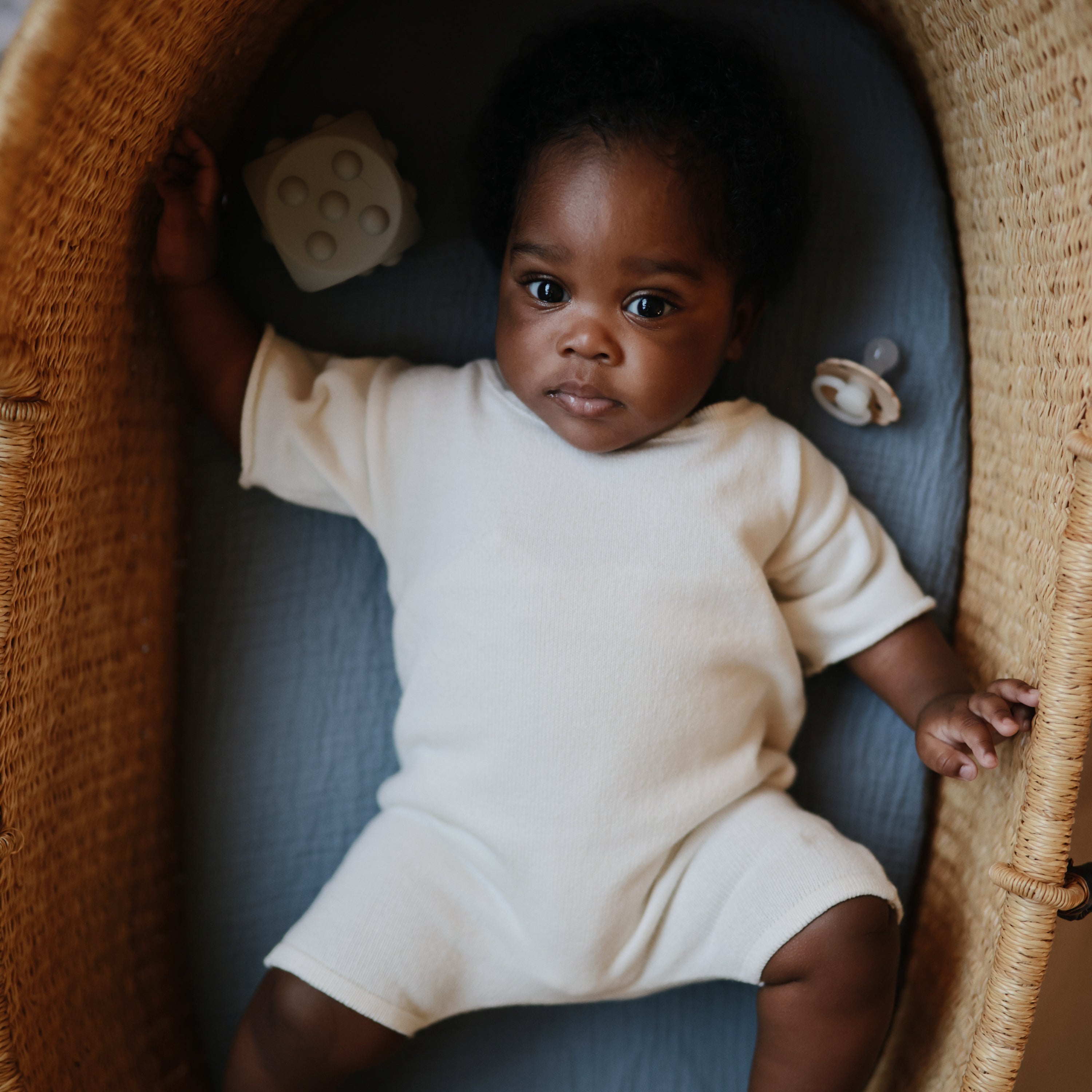 Image of Extra Soft Bassinet Muslin Crib Sheet