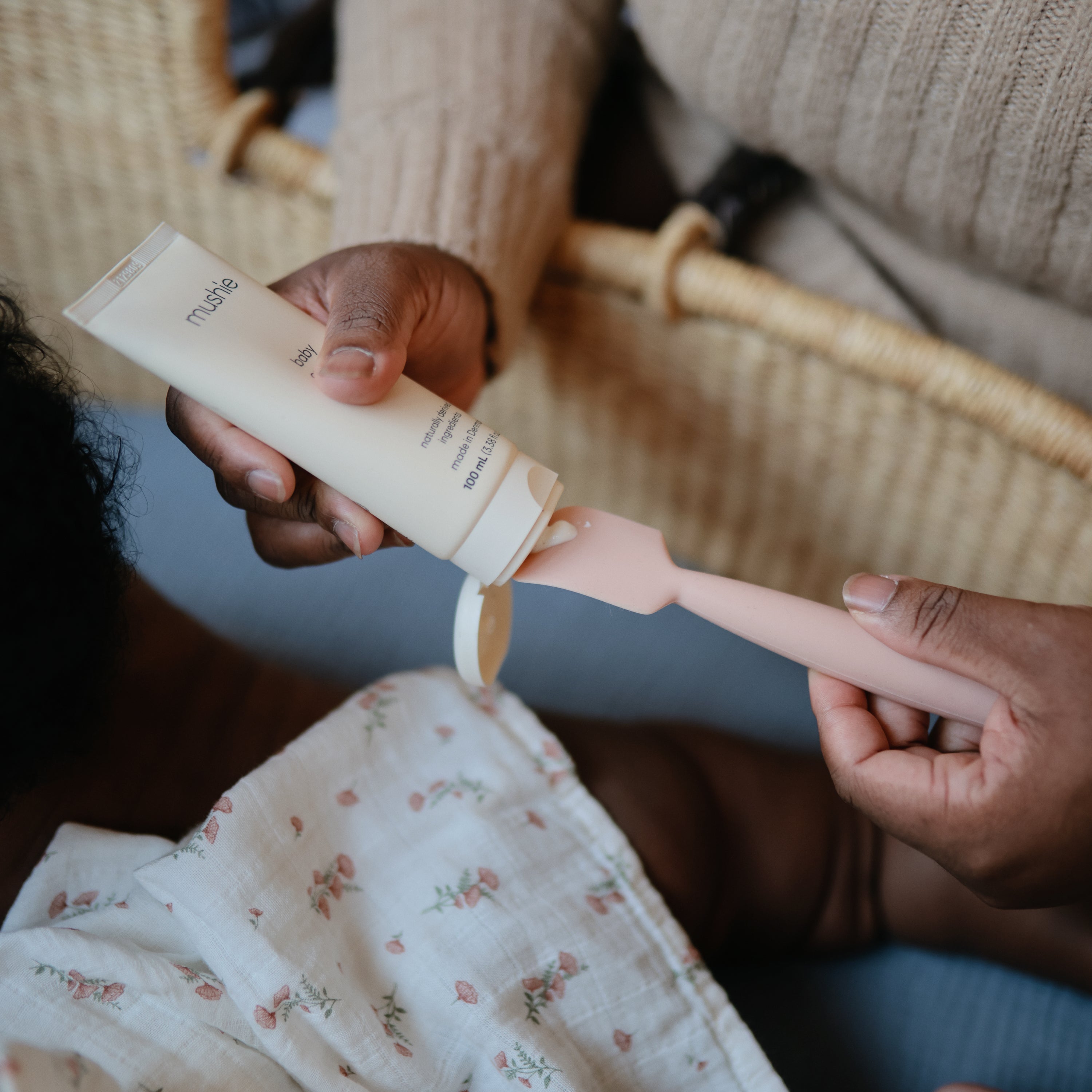 Image of Diaper Cream Applicator