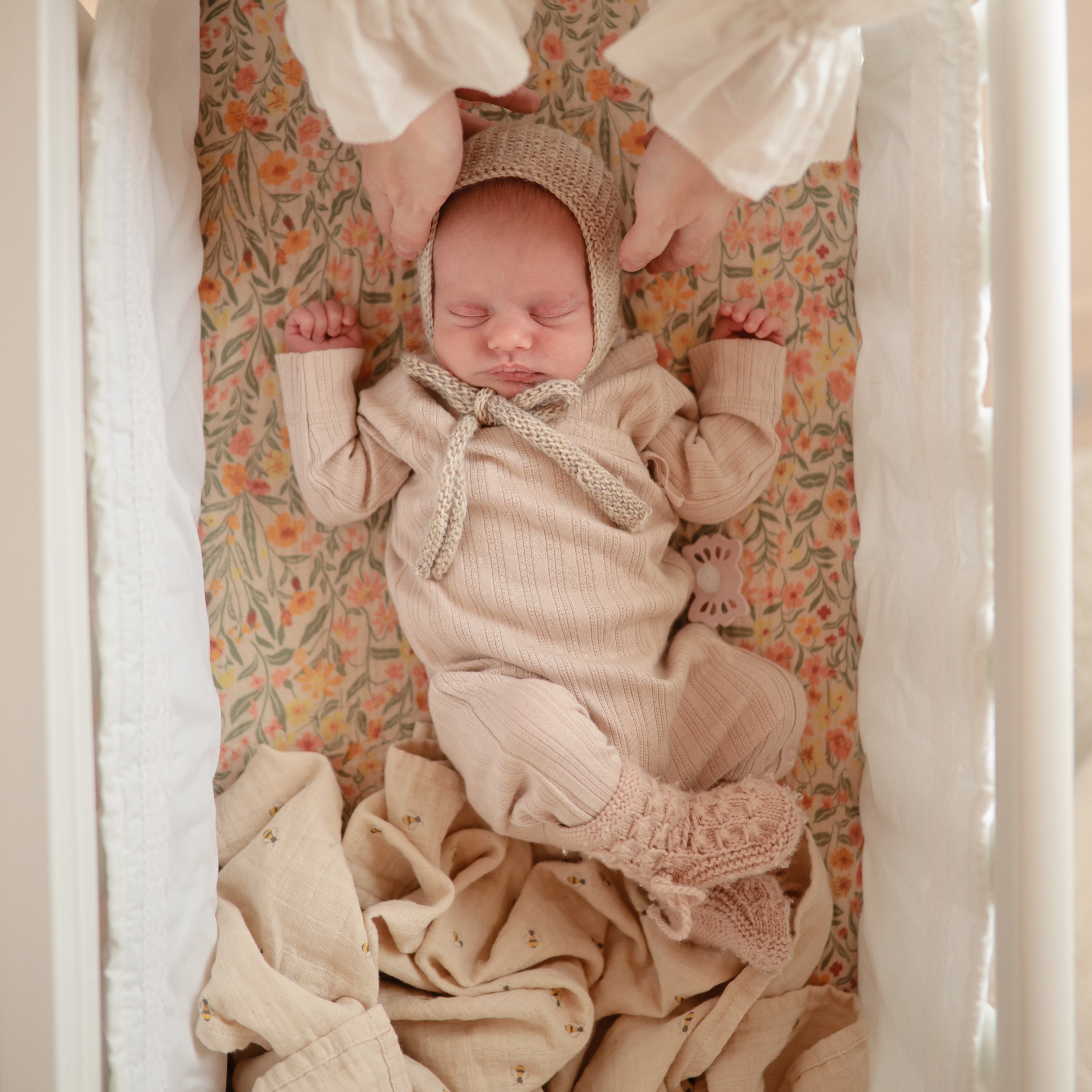 Image of Extra Soft Muslin Crib Sheet