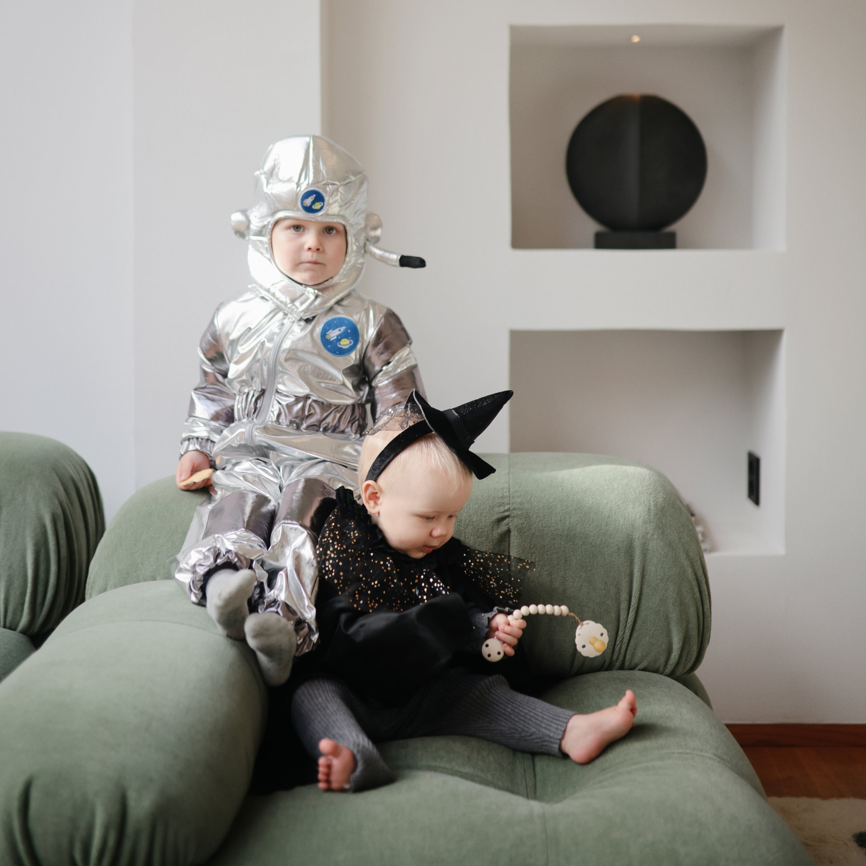 Image of FRIGG Daisy Natural Rubber Pacifier 2-Pack