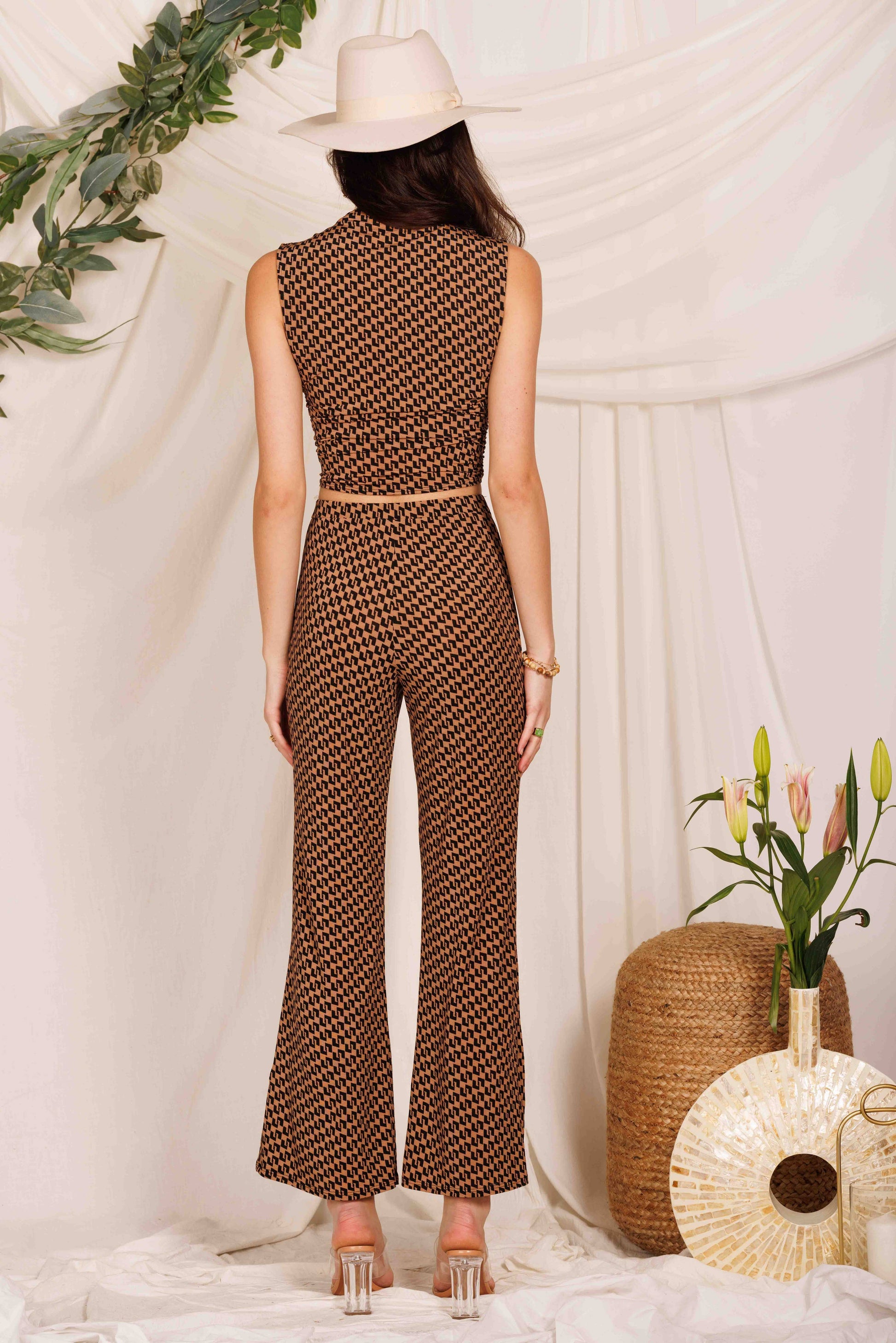 Endless Blu - DQP8108 PRINTED KNIT WIDE LONG PANTS