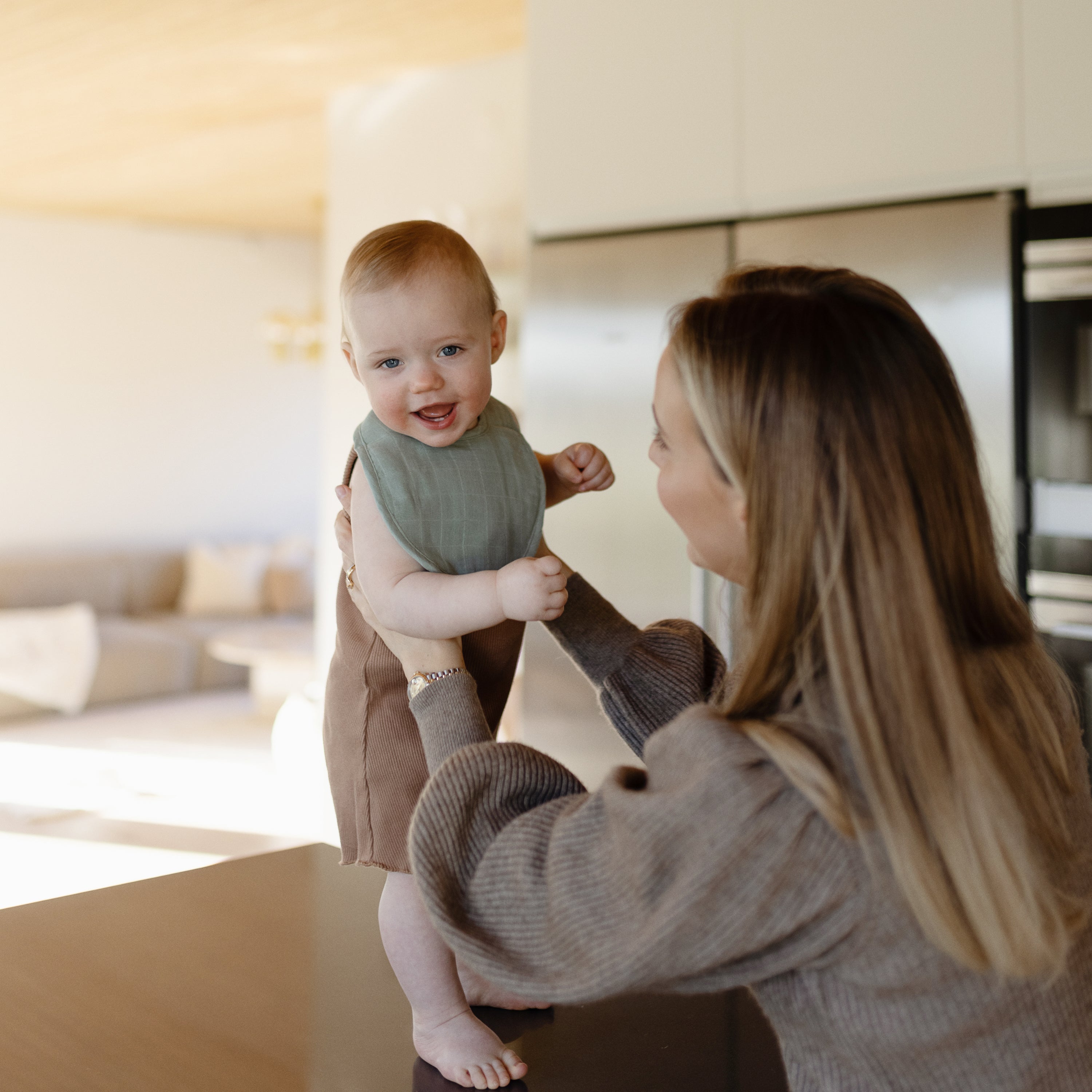 Image of Muslin Bib 2-Pack