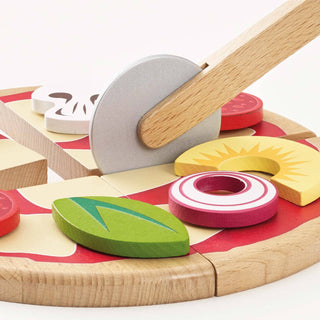 Le Toy Van - Pizza & Toppings with Slice Cutter