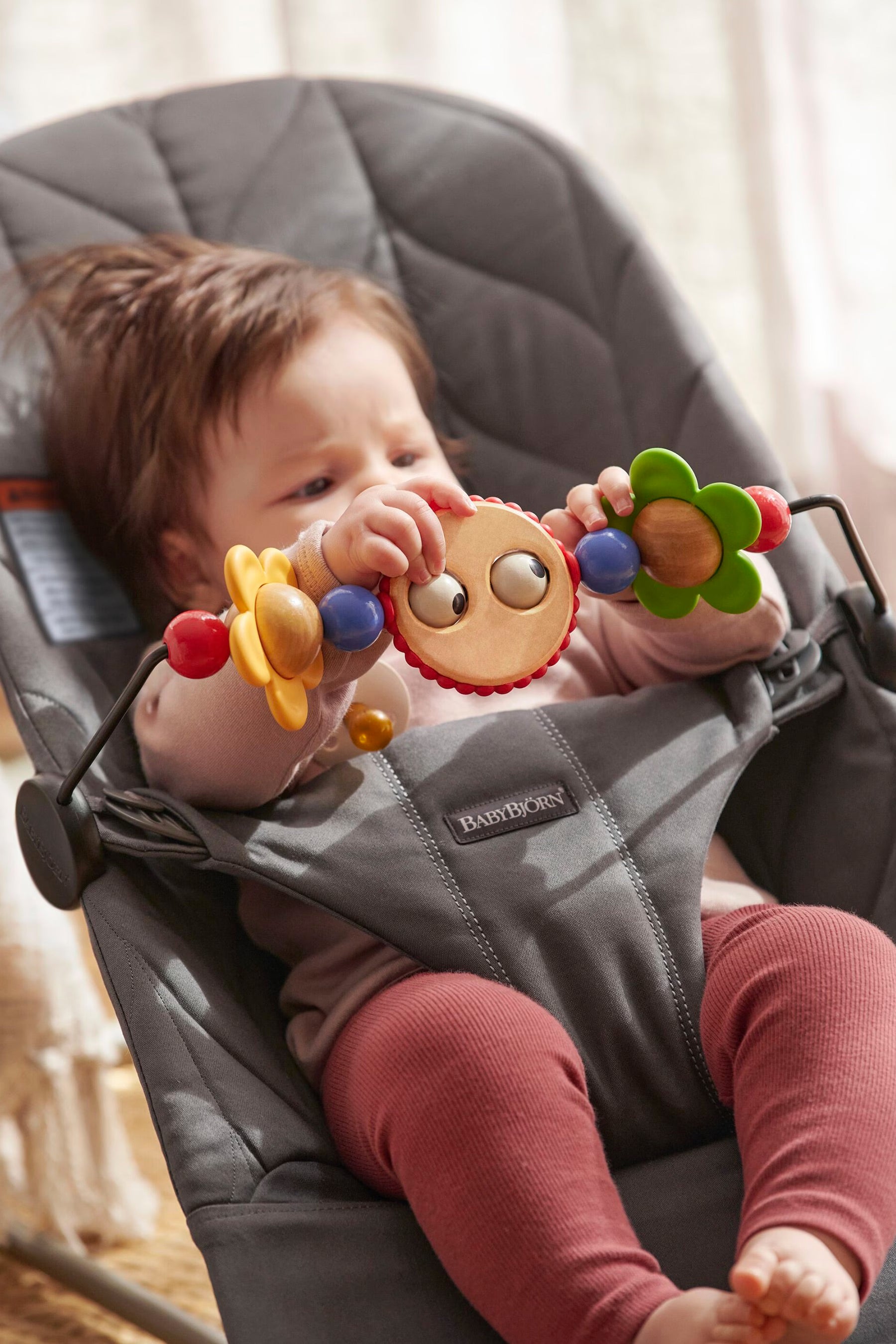 Baby Bjorn Toy for Bouncer – Googly eyes