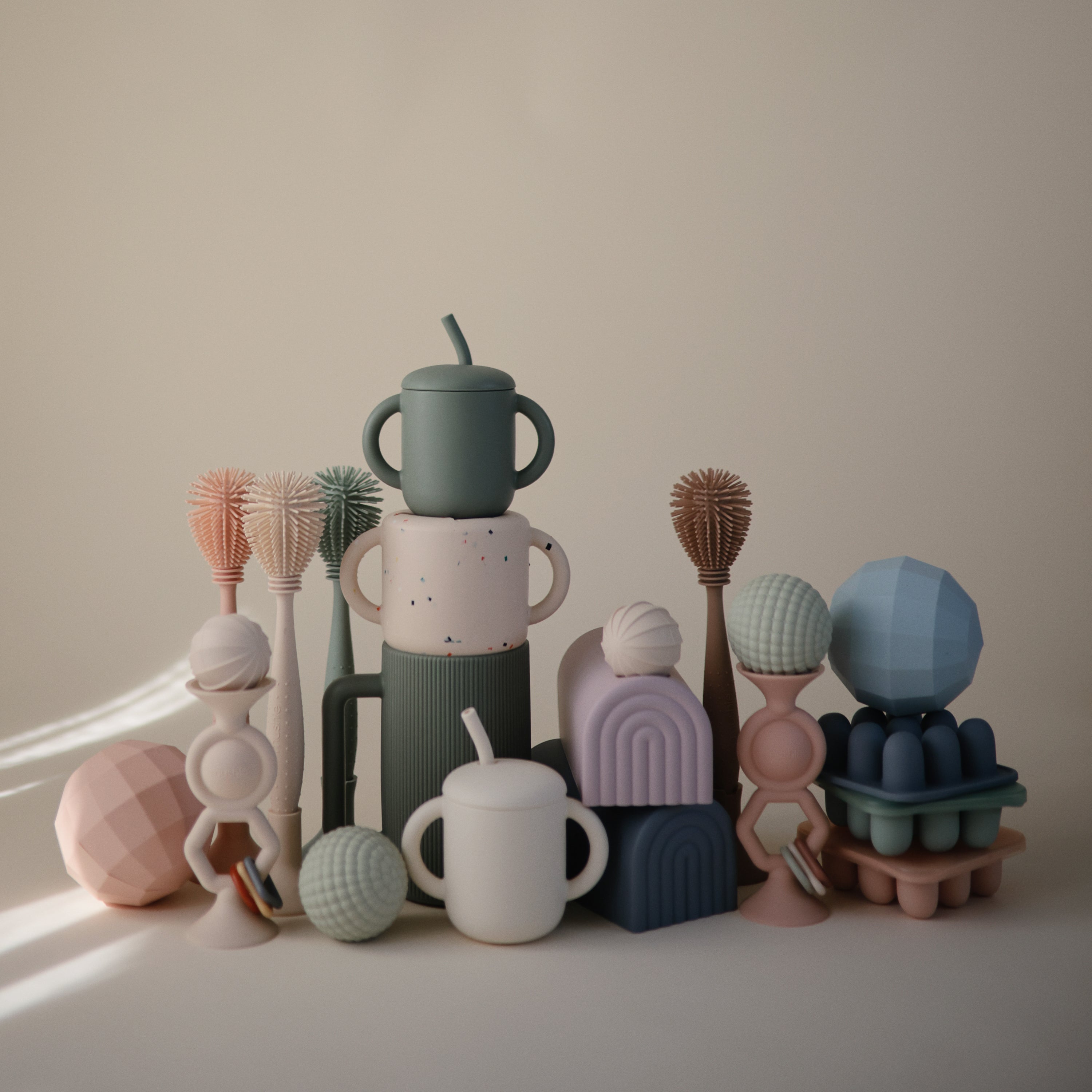 Image of Silicone Training Cup + Straw