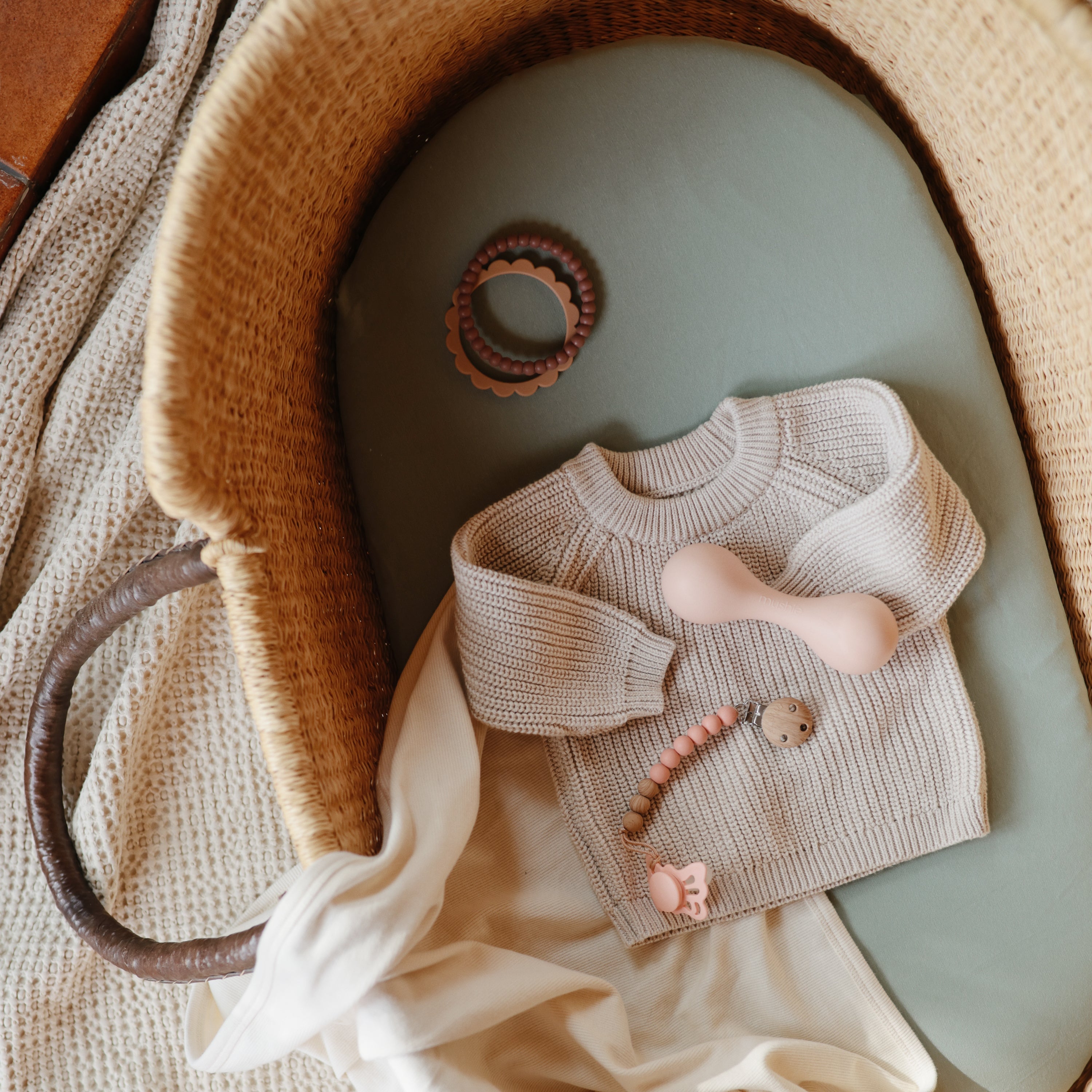 Image of Silicone Pacifier Clip | Eva