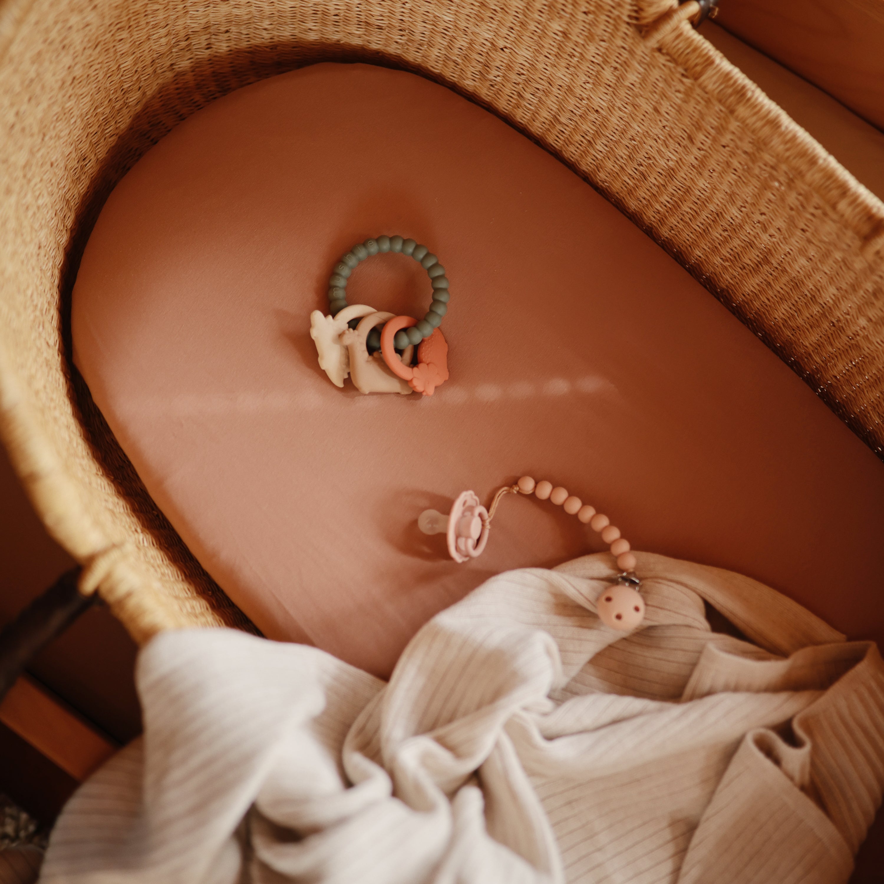 Image of Stretchy Bassinet Sheet