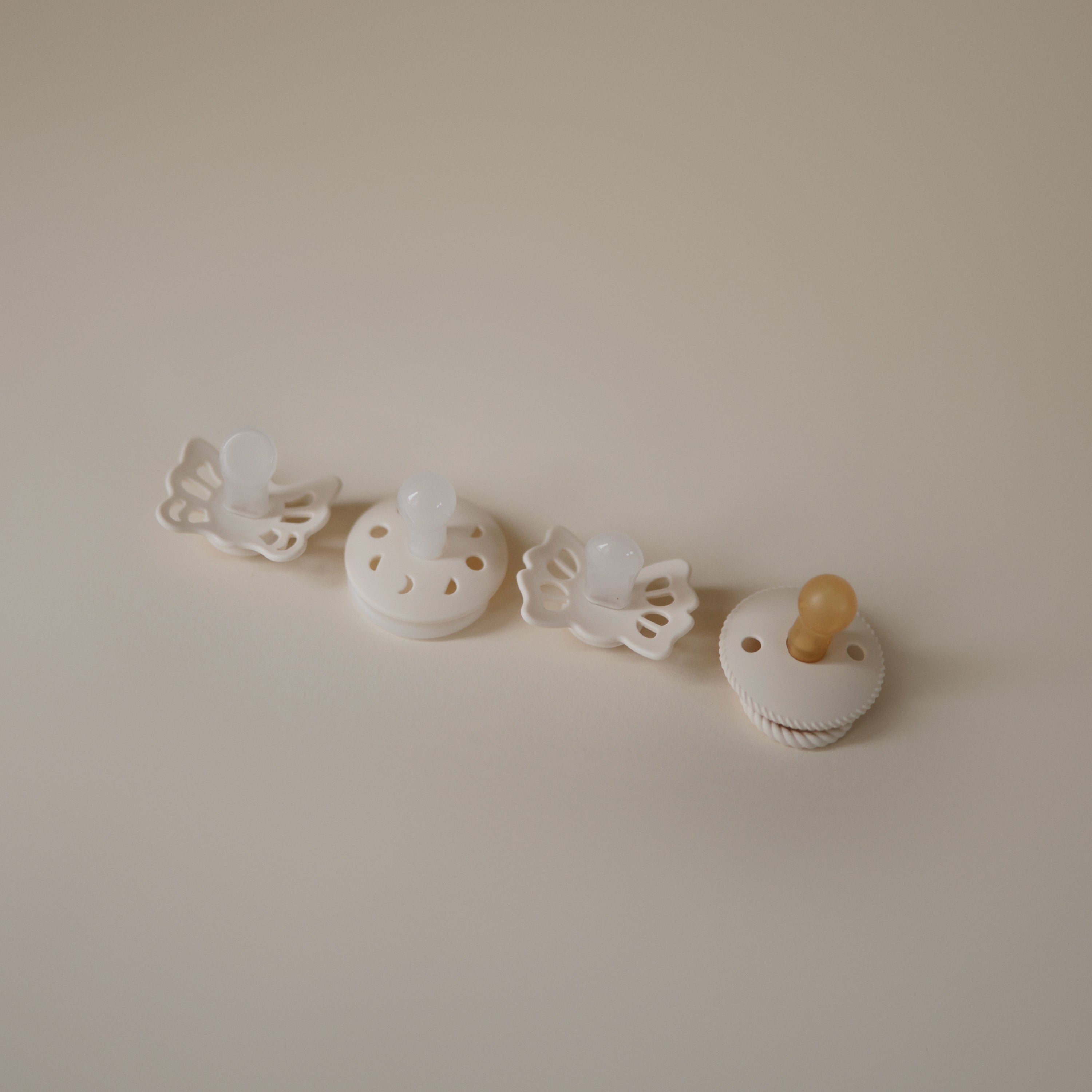 Image of FRIGG Baby's First Pacifier Moonlight Sailing (Cream) 4-Pack