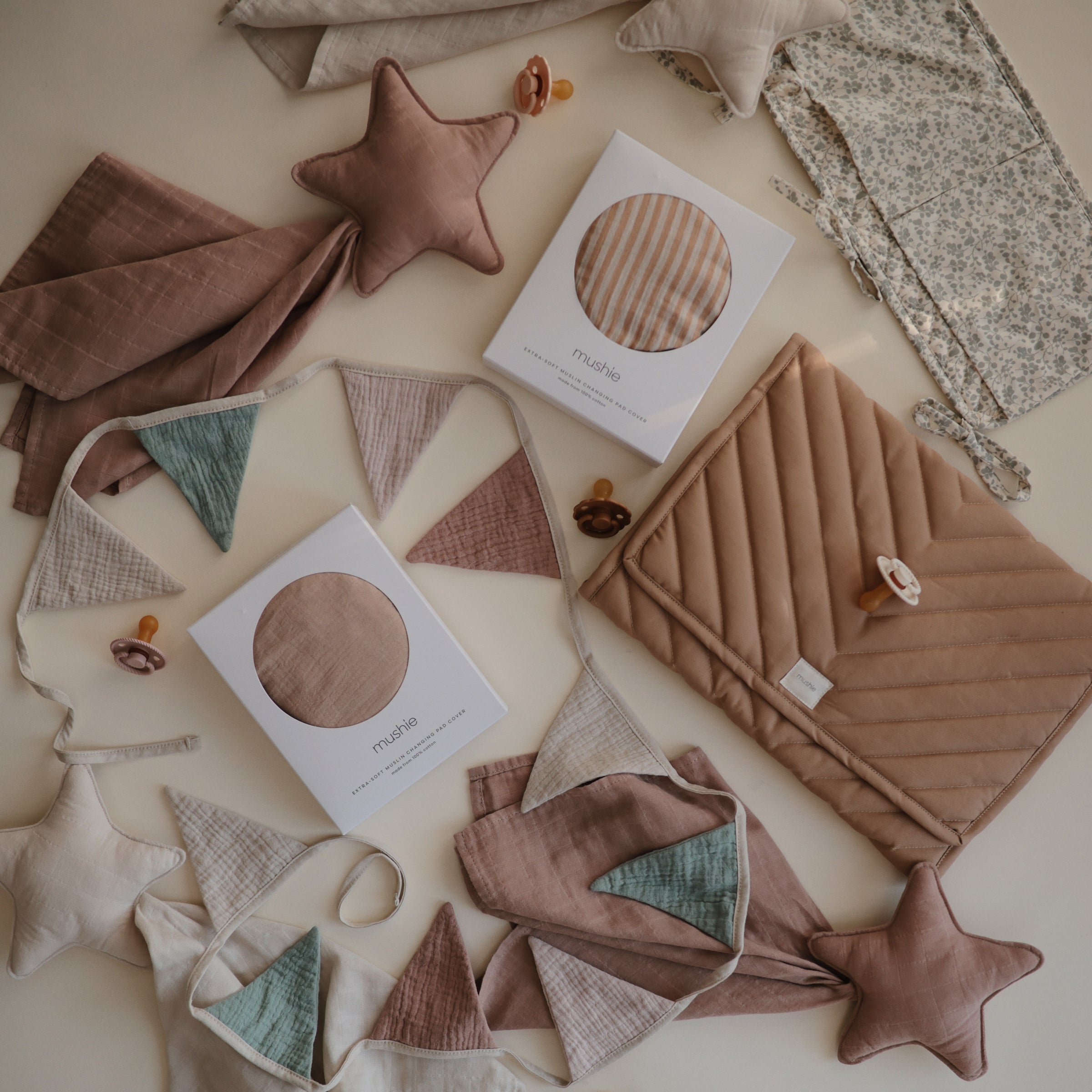 Image of Baby Garland