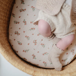 Image of Extra Soft Bassinet Muslin Crib Sheet