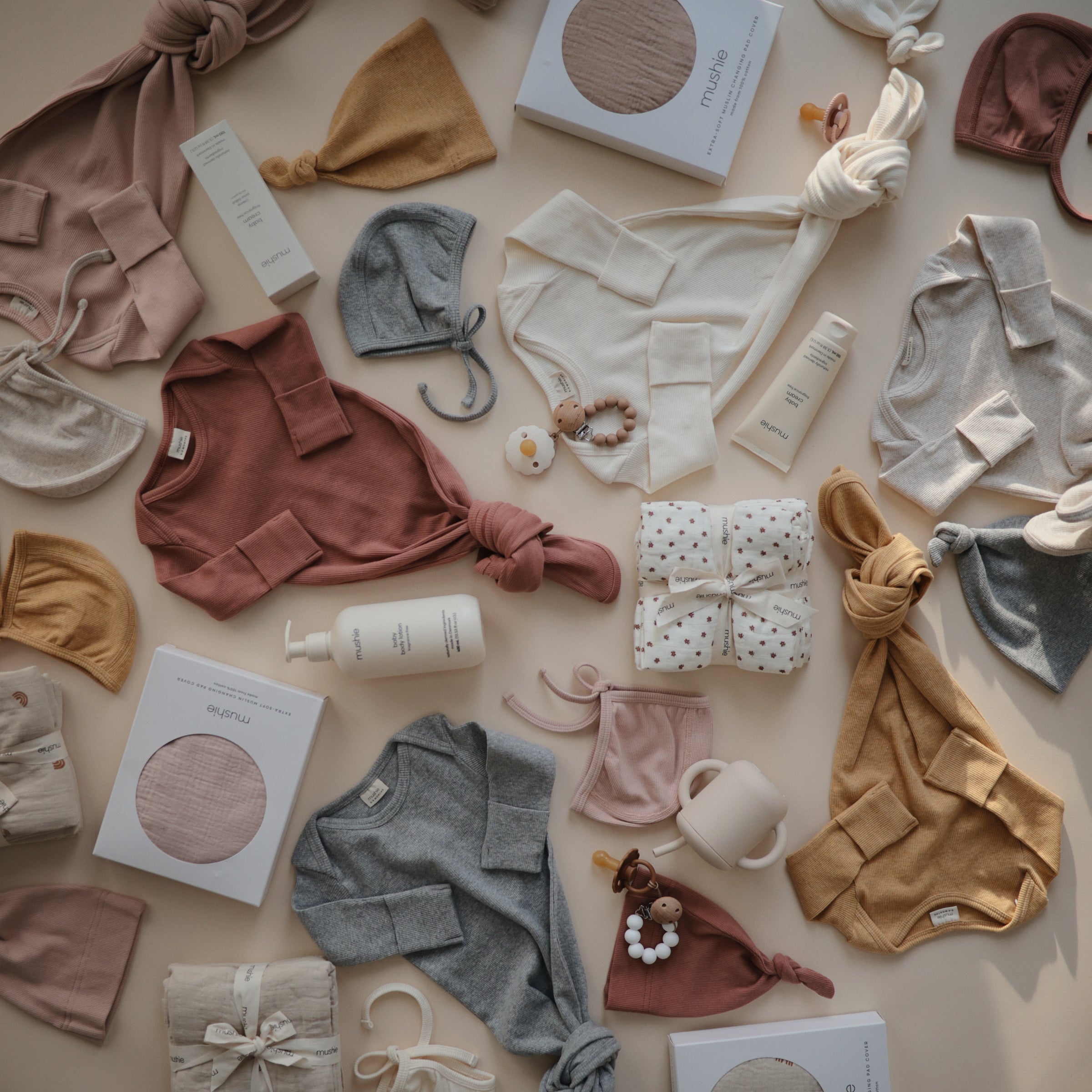 Image of Ribbed Baby Bonnet