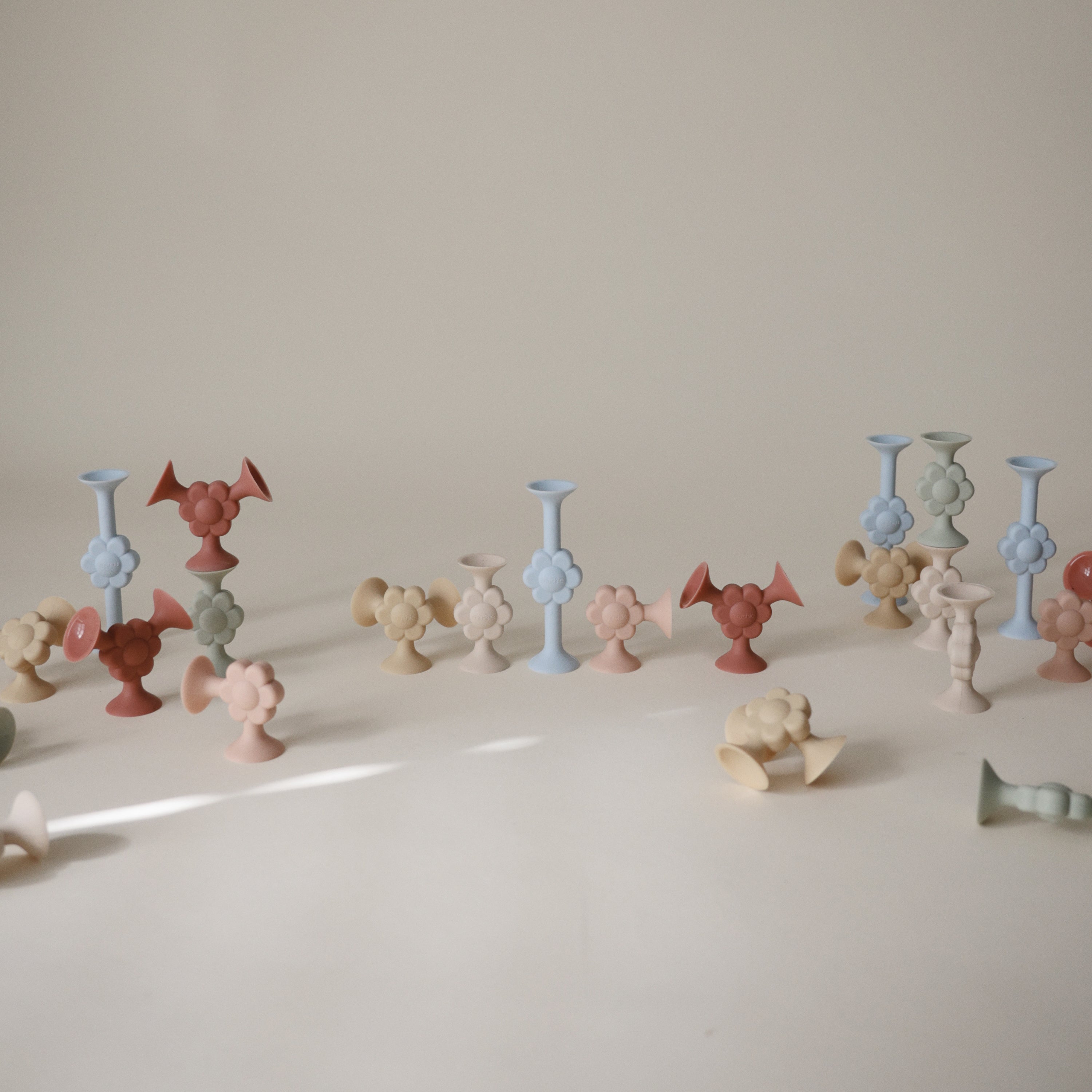 Image of Silicone Suction Builders (Daisy)