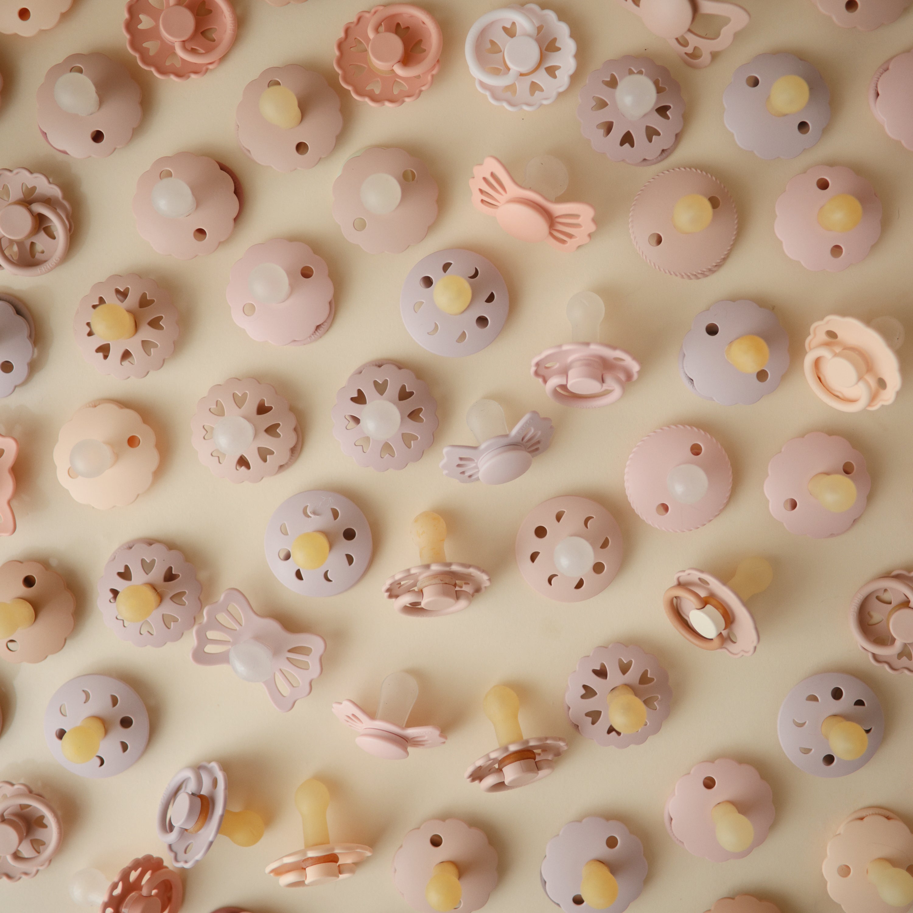 Image of FRIGG Lucky Symmetrical Silicone Pacifier 2-Pack (0-6 Months)