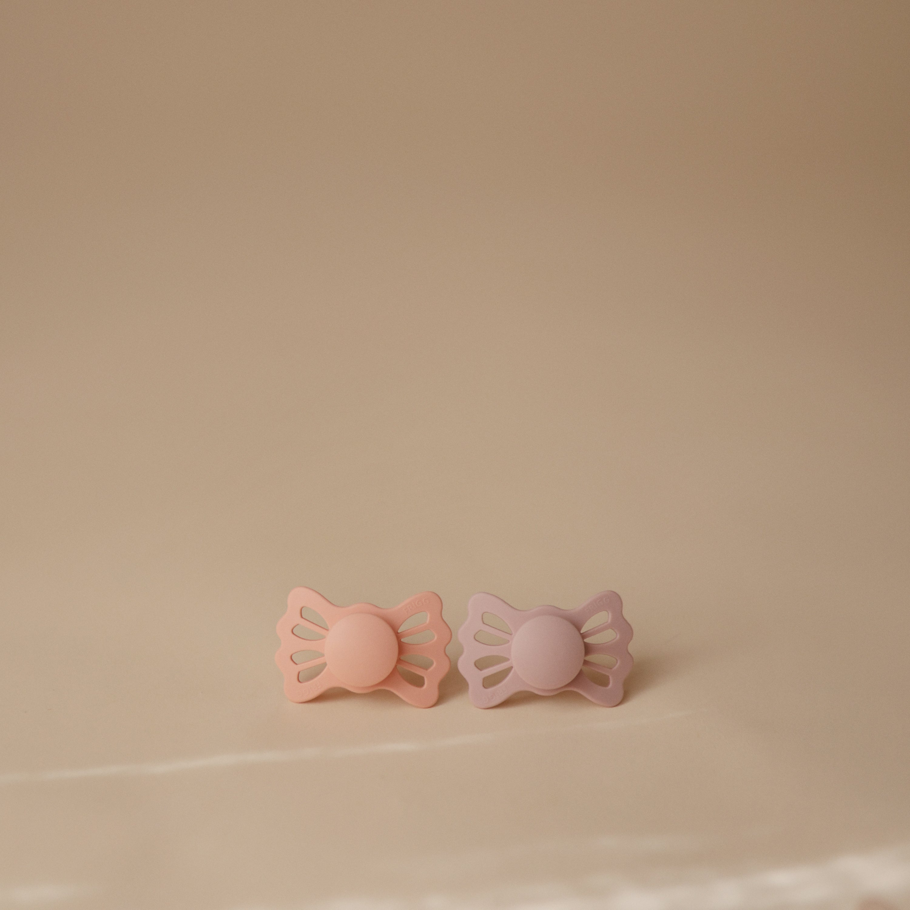 Image of FRIGG Lucky Symmetrical Silicone Pacifier 2-Pack (6-18 Months)