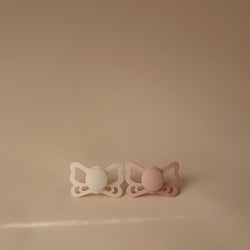 Image of FRIGG Butterfly Anatomical Silicone Pacifier 2-Pack (6-18 Months)