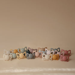Image of FRIGG Butterfly Anatomical Silicone Pacifier 2-Pack (6-18 Months)