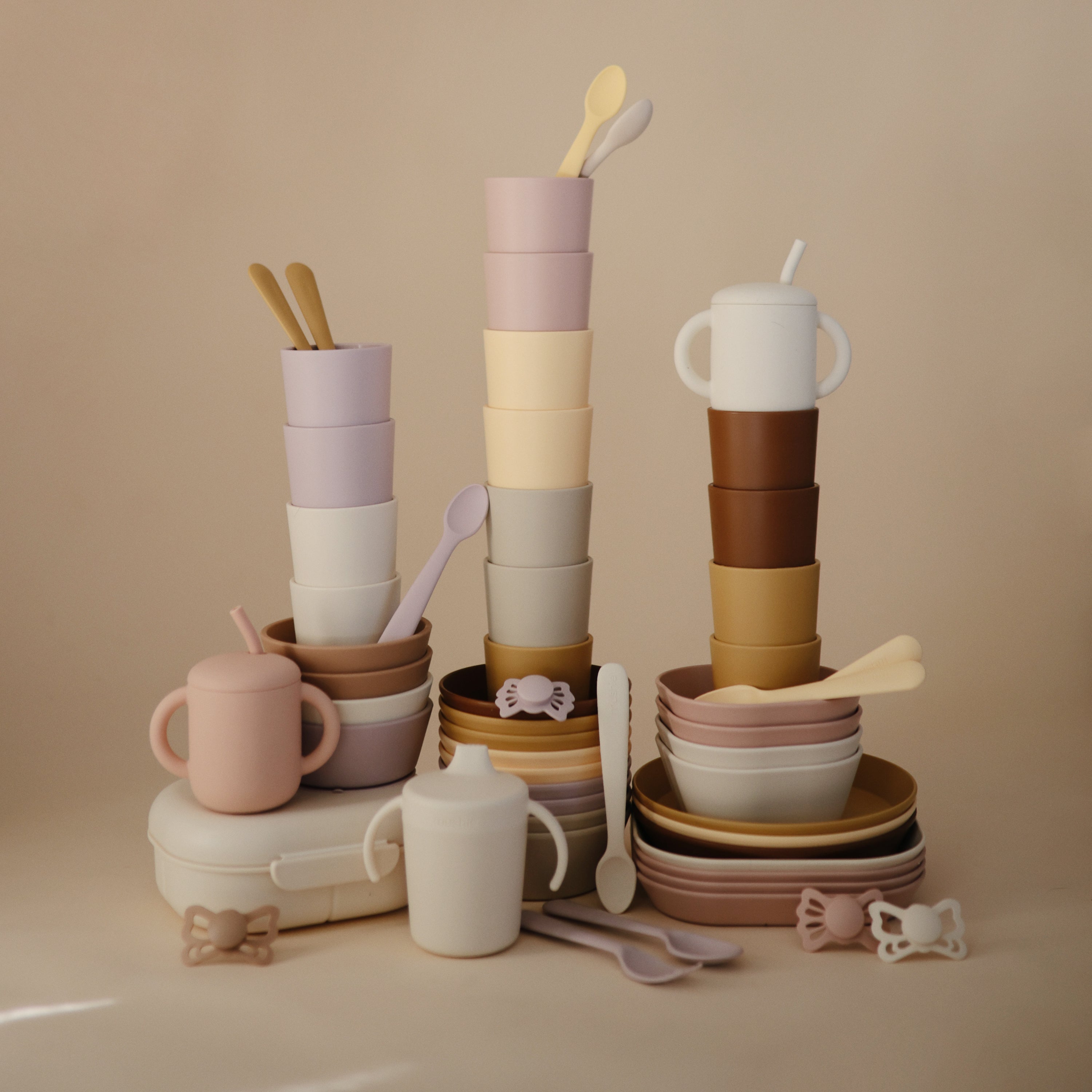 Image of Round Dinnerware Bowl, Set of 2