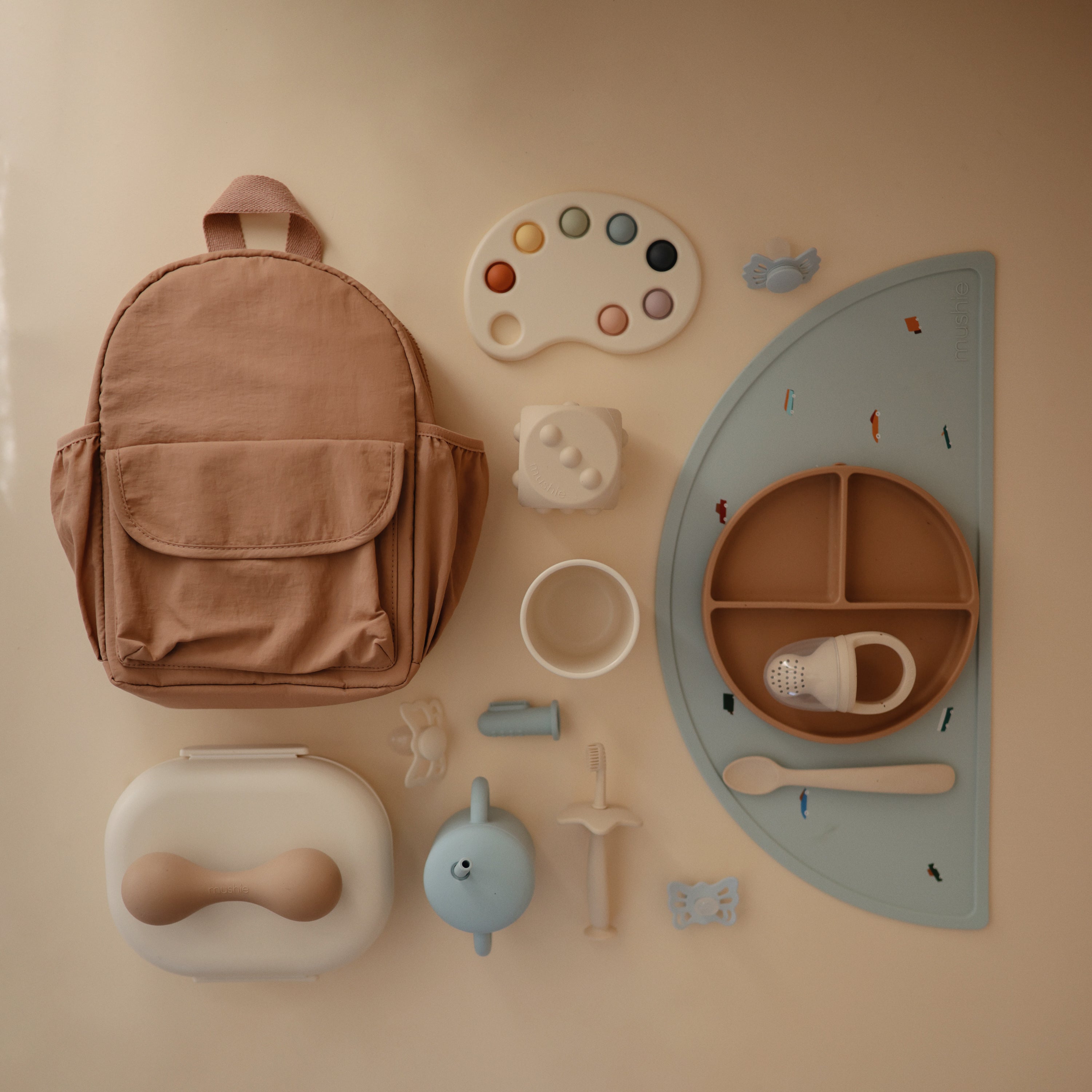 Image of FRIGG Butterfly Anatomical Silicone Pacifier 2-Pack (6-18 Months)