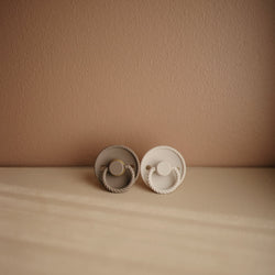 Image of FRIGG Rope Natural Rubber Pacifier 2-Pack