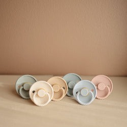 Image of FRIGG Rope Natural Rubber Pacifier 2-Pack