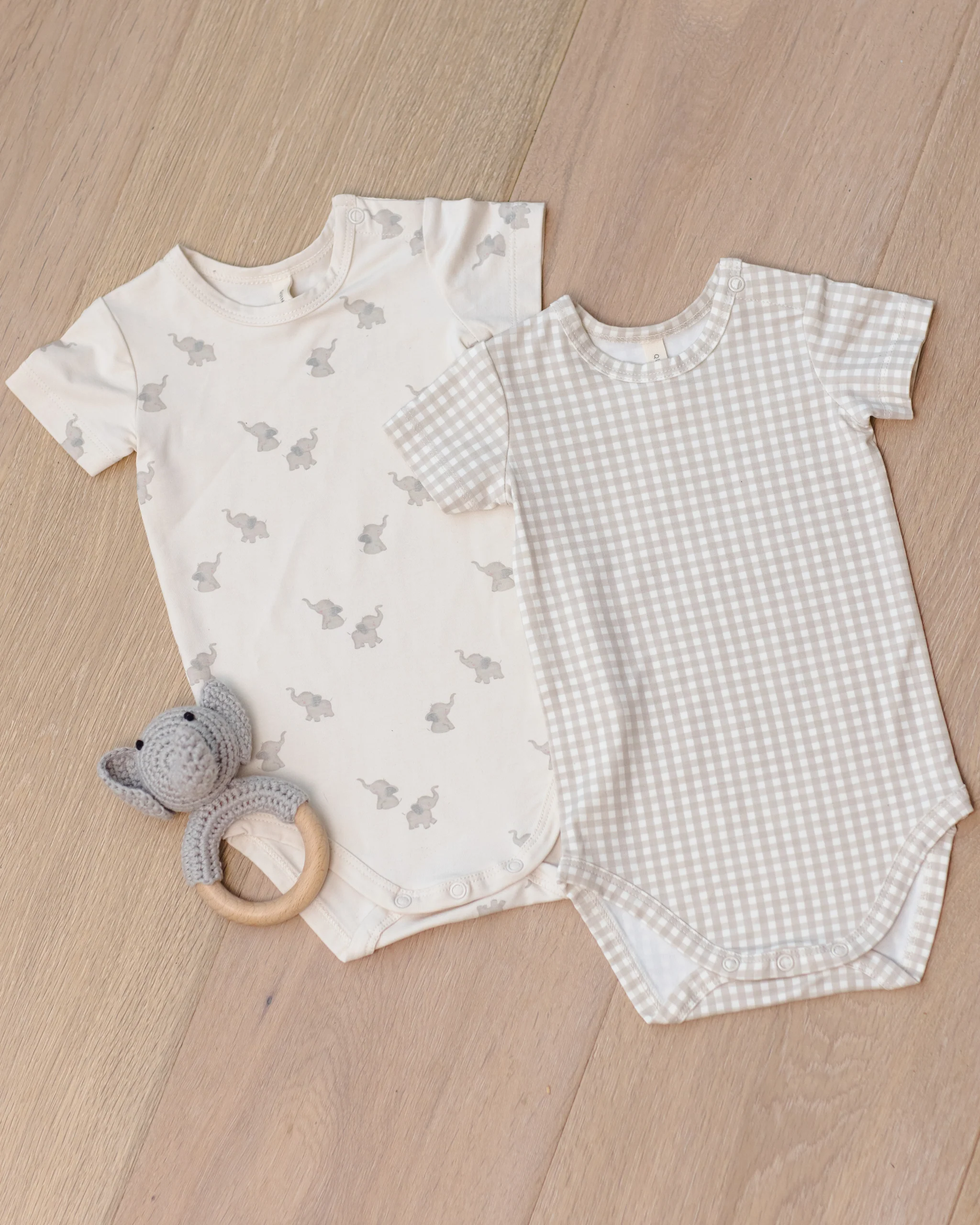 Rylee + Cru- Bamboo Short Sleeve Bodysuit Elephants