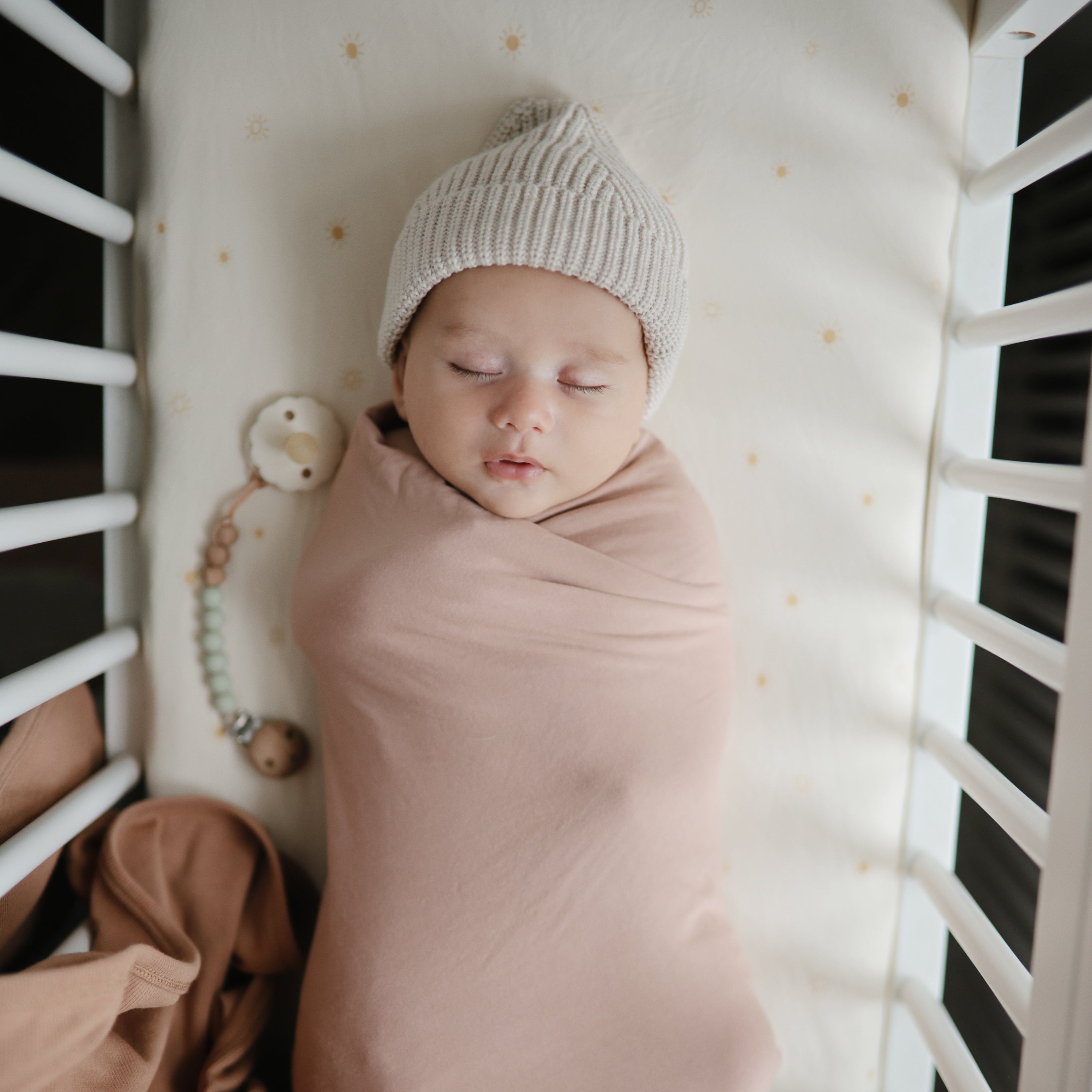 Image of Stretchy Crib Sheet