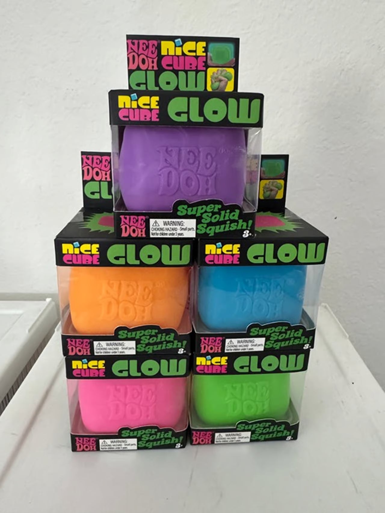 Nice Cube Glow Super Solid Squish