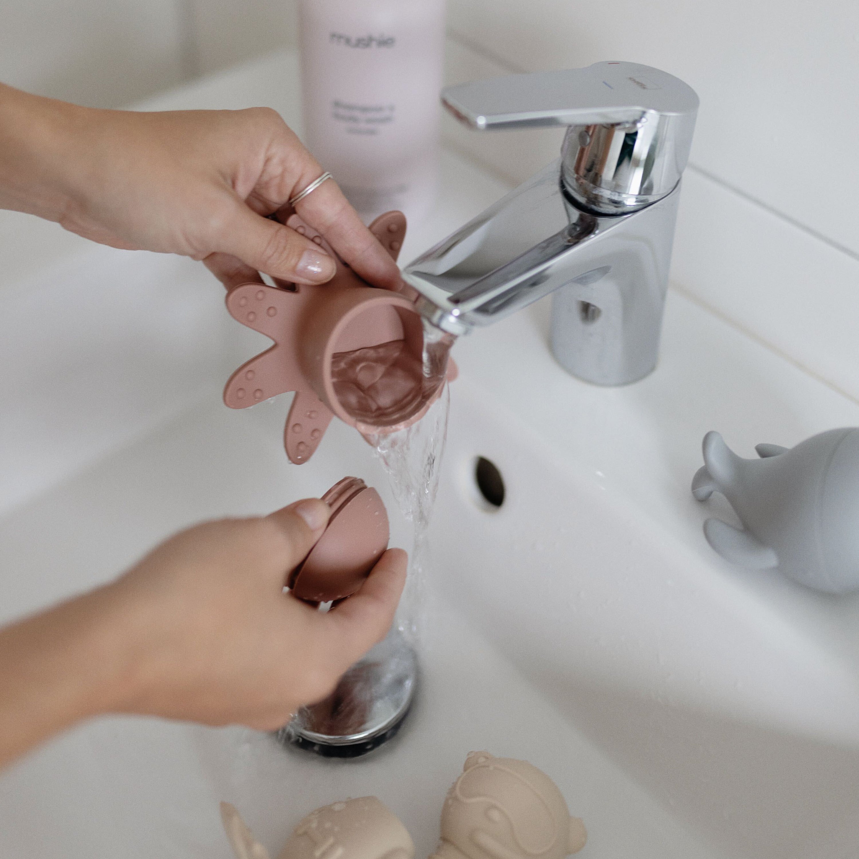 Image of Bath Essentials Kit (Sealife)