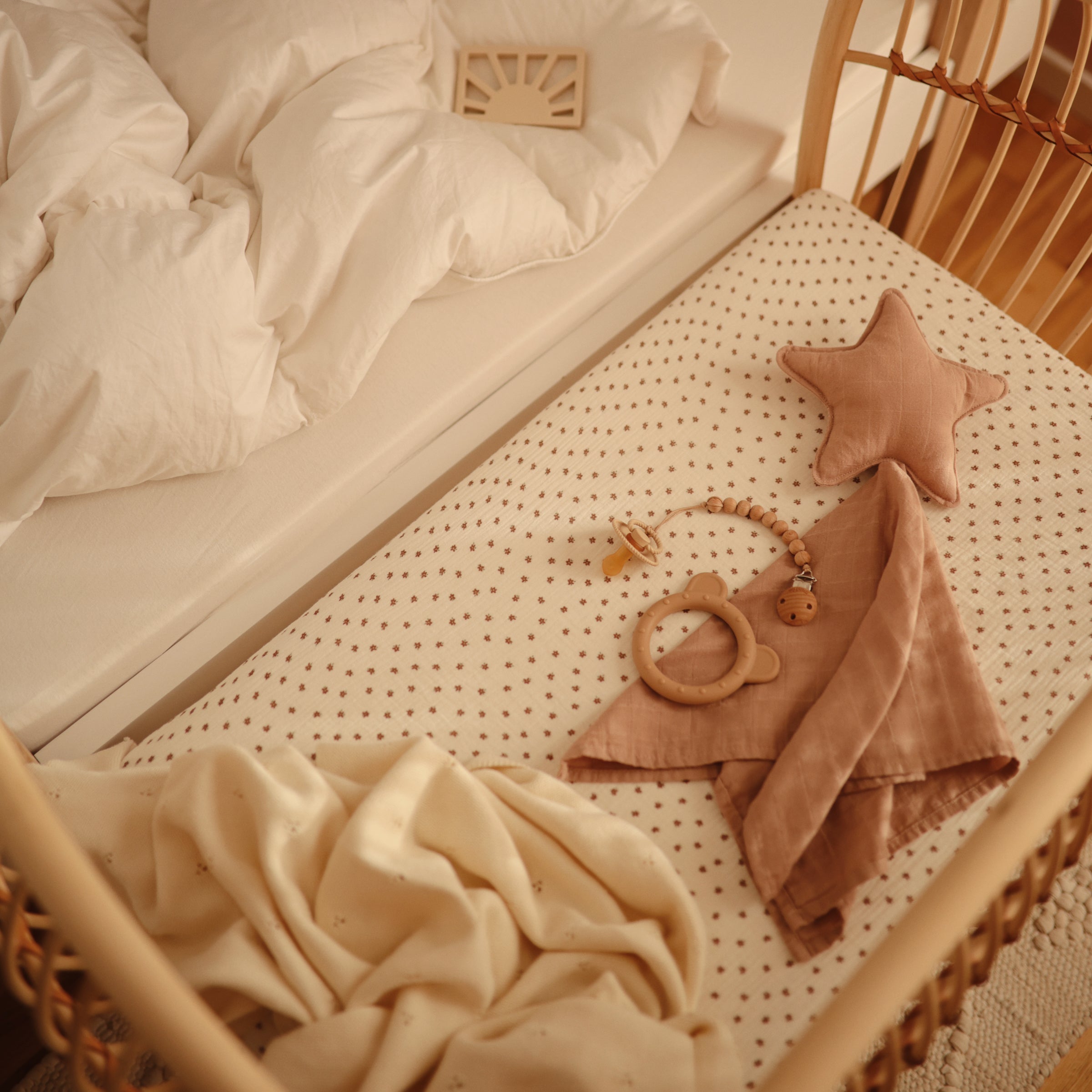 Image of Mini Muslin Crib Sheet