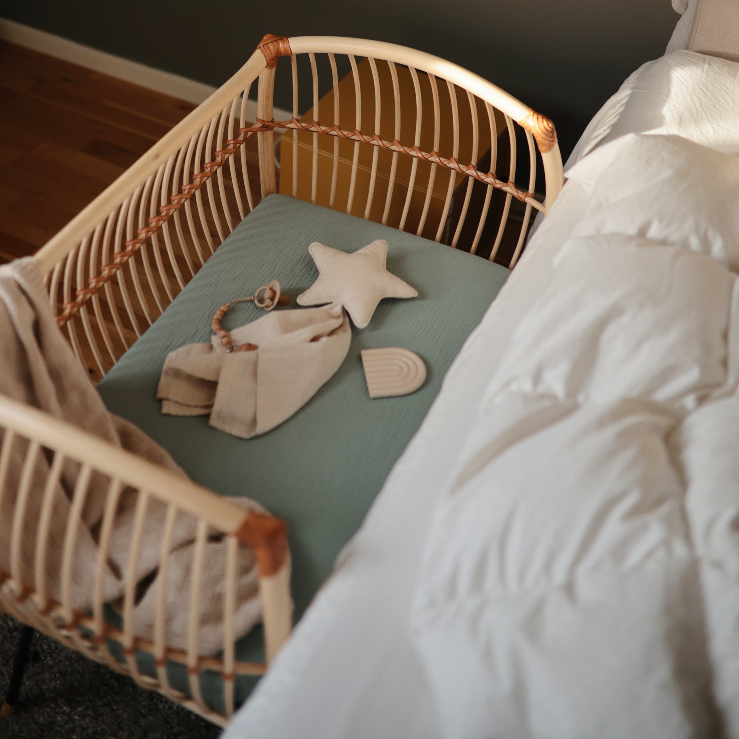 Image of Mini Muslin Crib Sheet