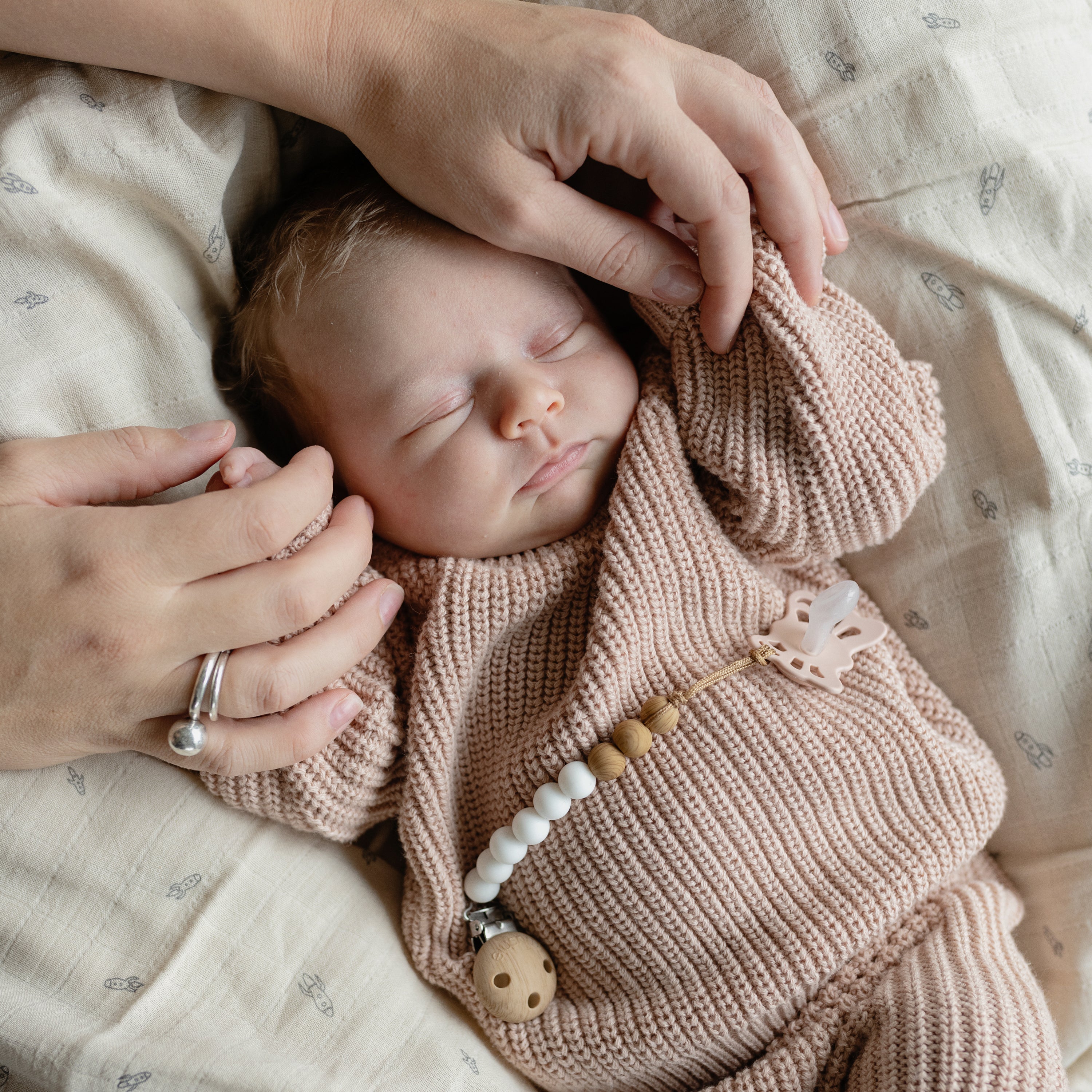 Image of Silicone Pacifier Clip | Eva