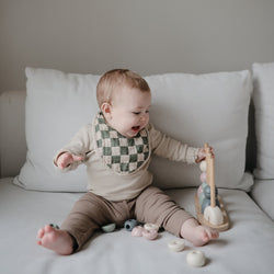 Image of Muslin Bib 2-Pack