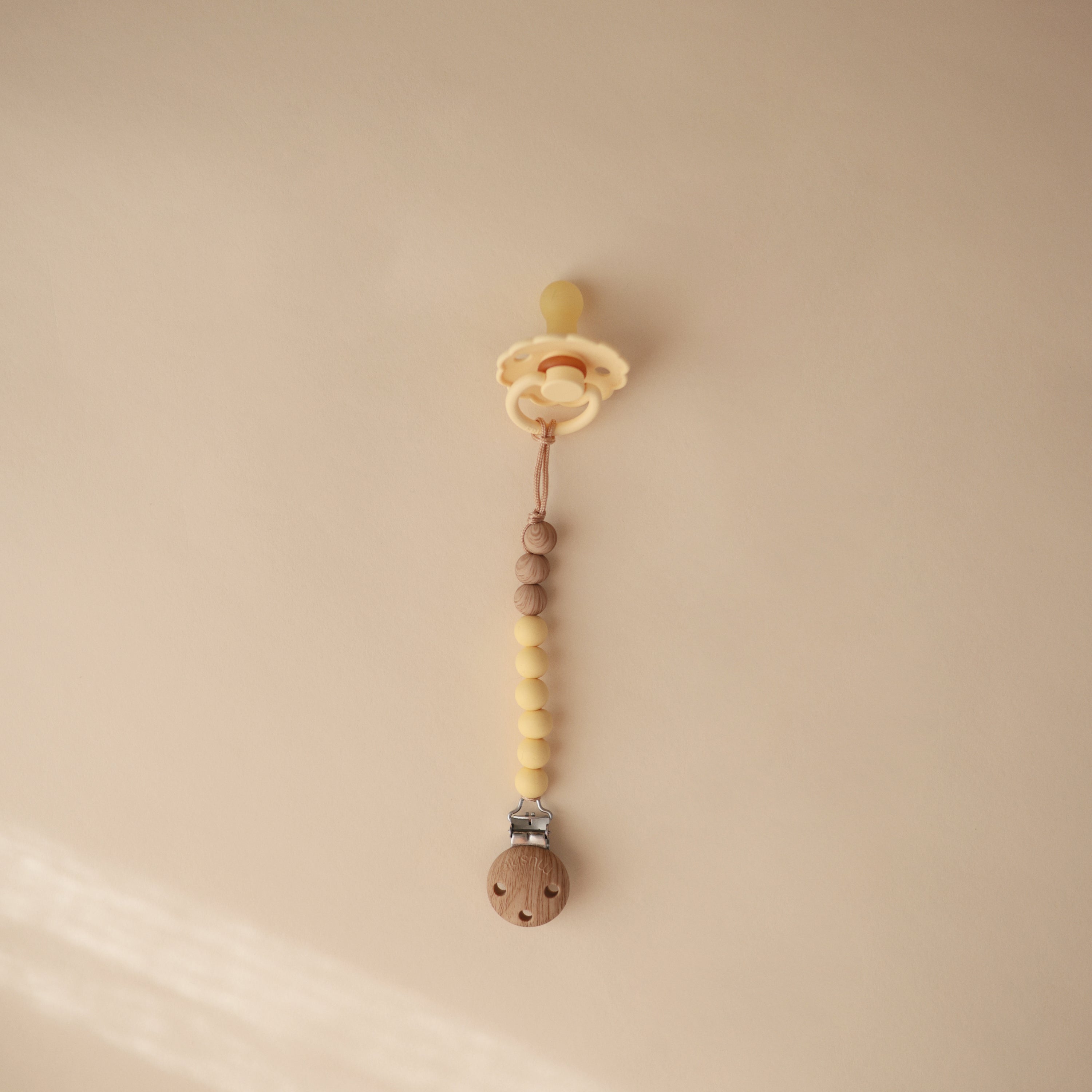 Image of Silicone Pacifier Clip | Eva