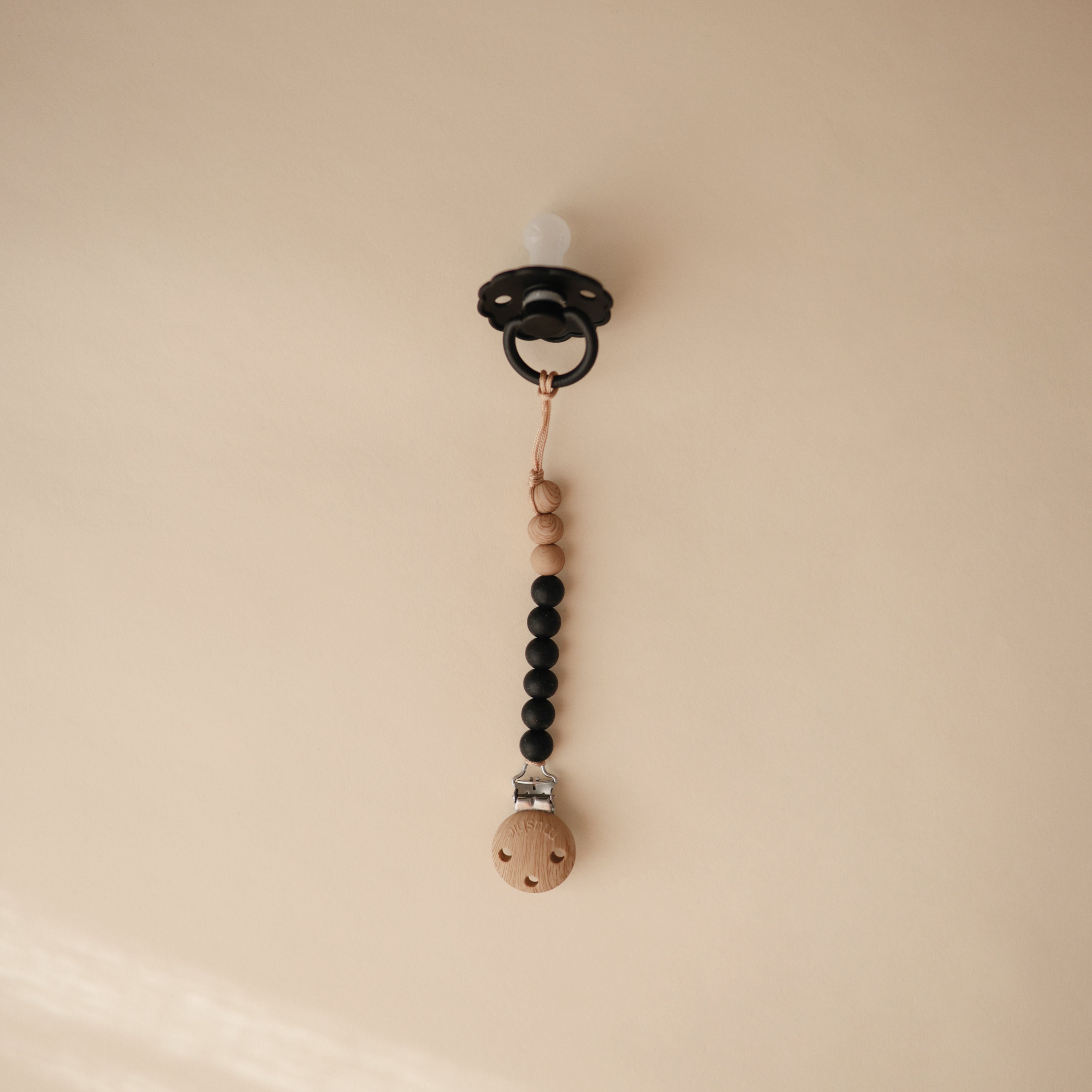Image of Silicone Pacifier Clip | Eva