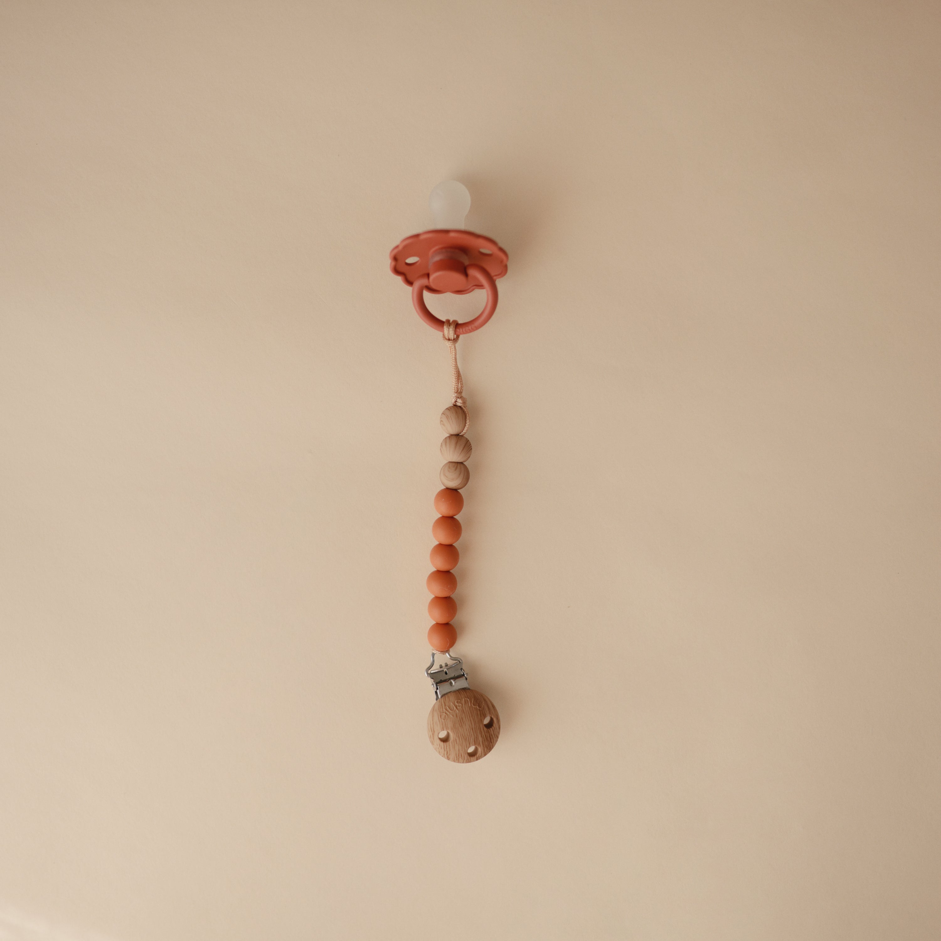 Image of Silicone Pacifier Clip | Eva