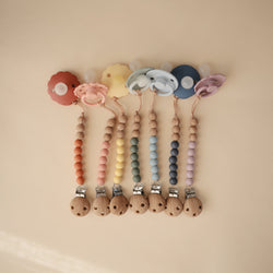 Image of Silicone Pacifier Clip | Eva