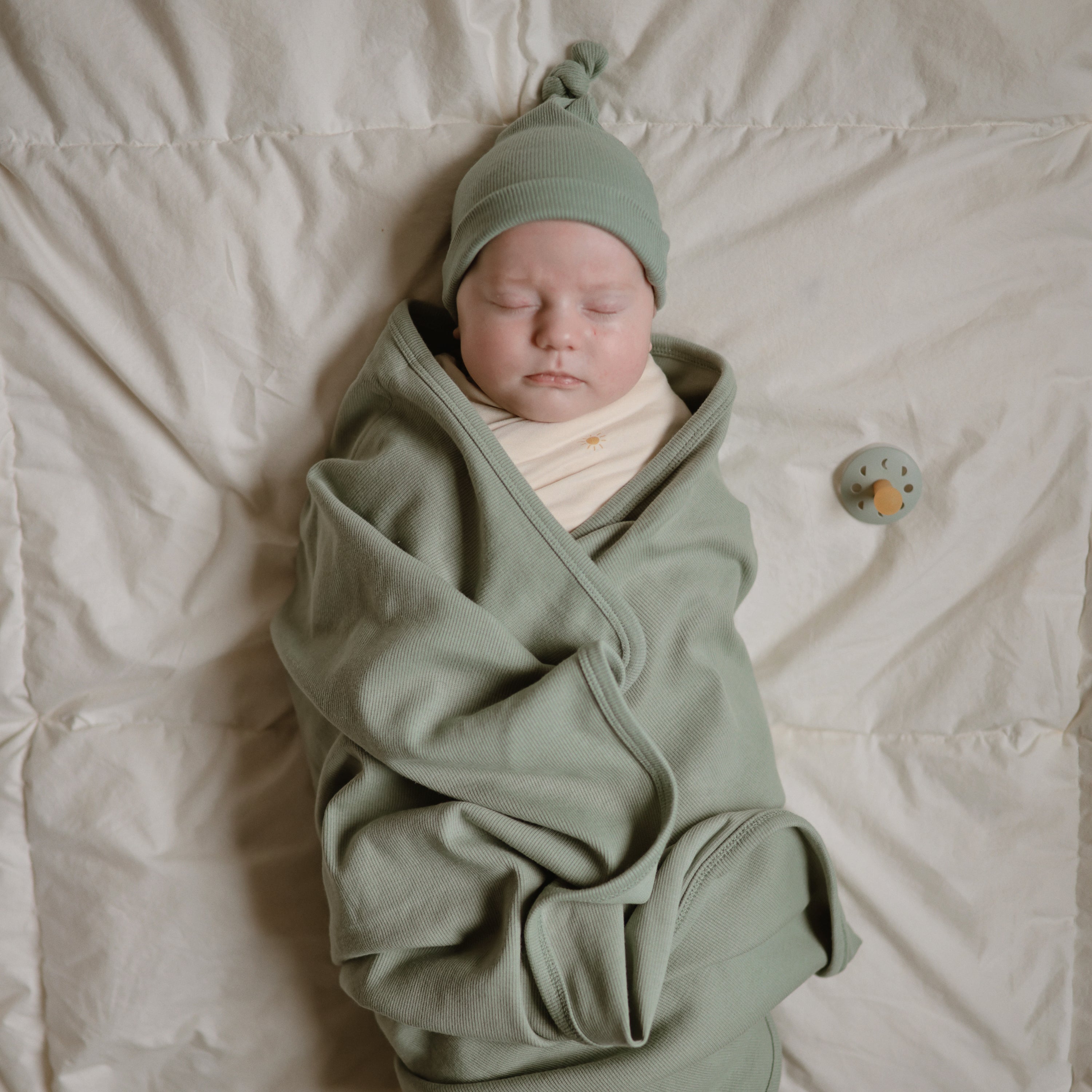 Image of FRIGG Moon Natural Rubber Pacifier 2-Pack