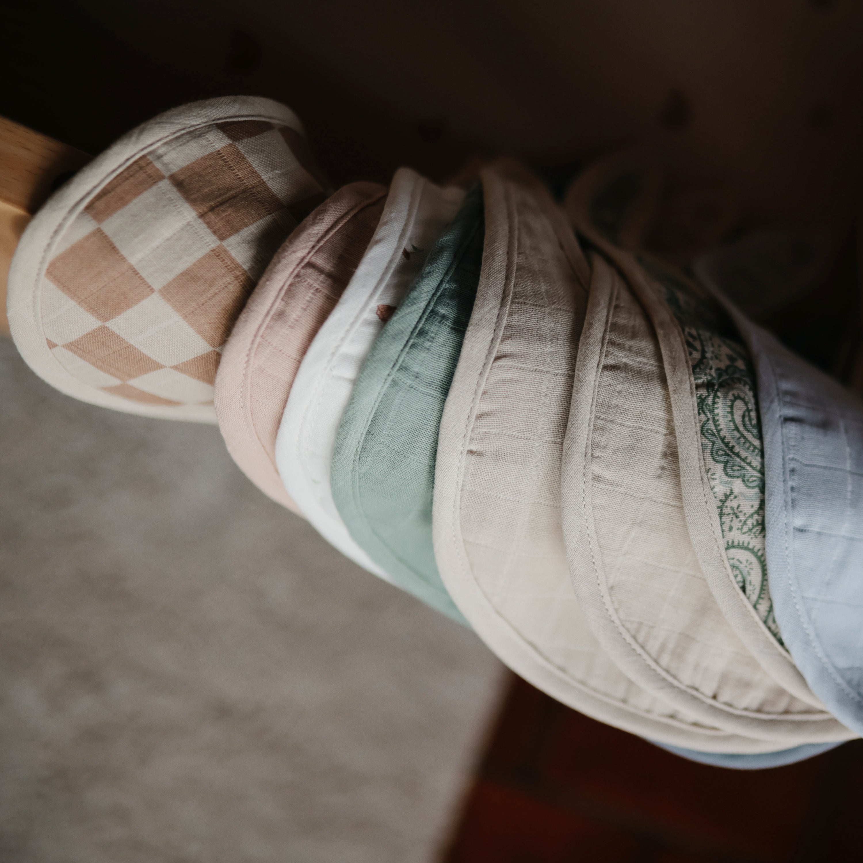 Image of Muslin Bib 2-Pack